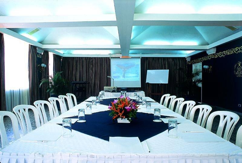 Tequendama Inn Estación Buenaventura By Sercotel — photo 5