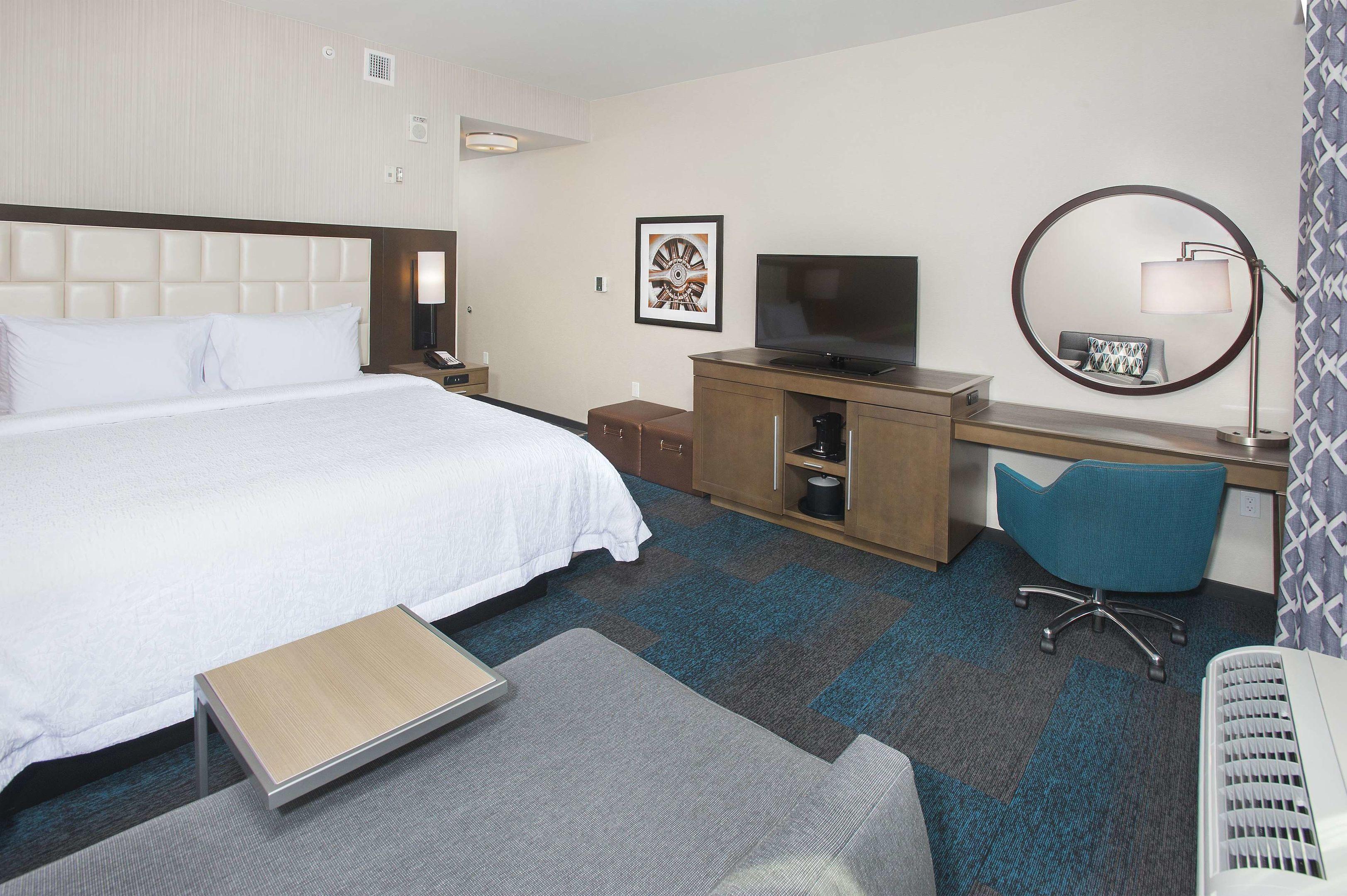 Hampton Inn & Suites Lax El Segundo — photo 5