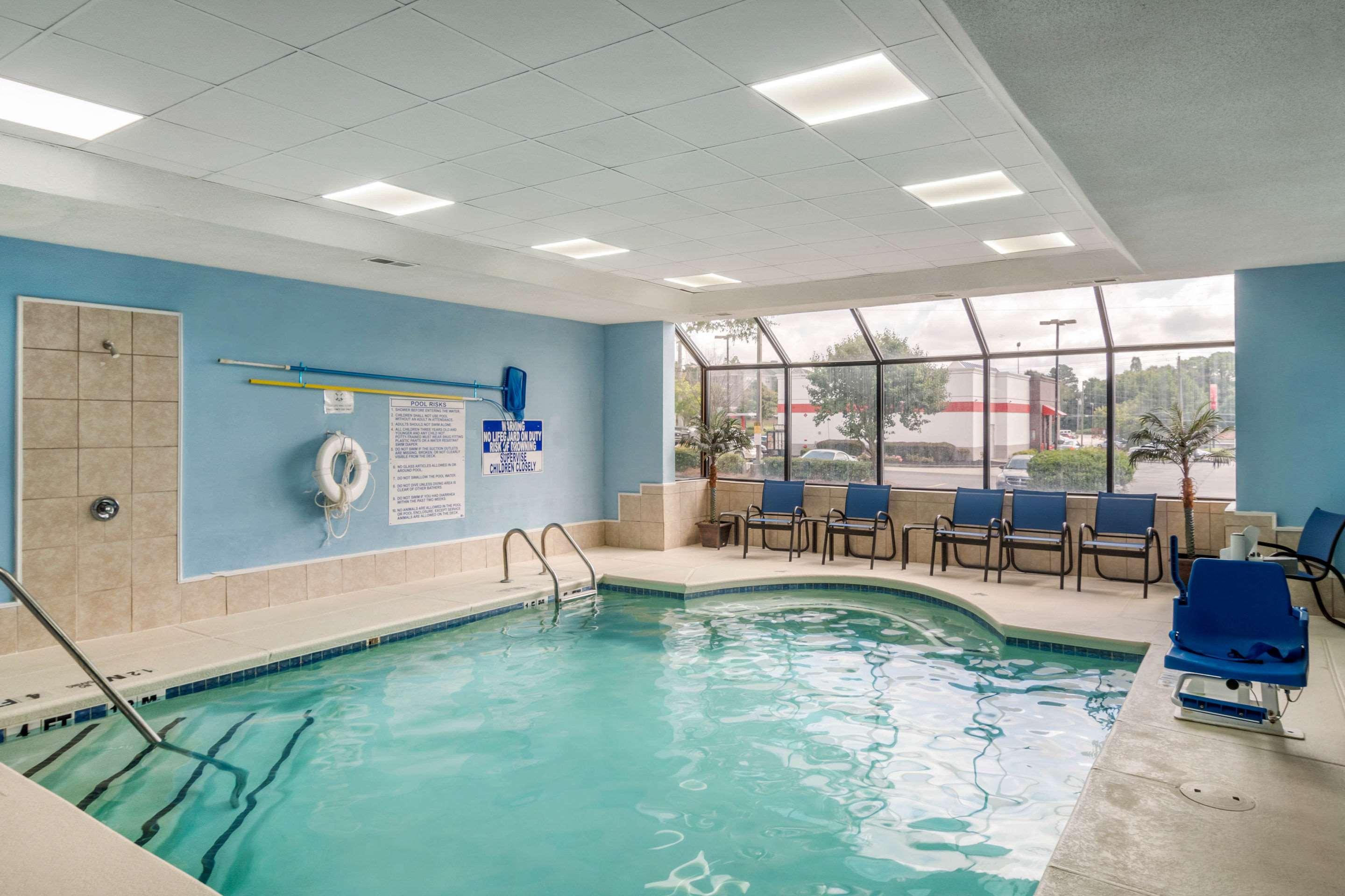 Comfort Inn & Suites Galleria — photo 4