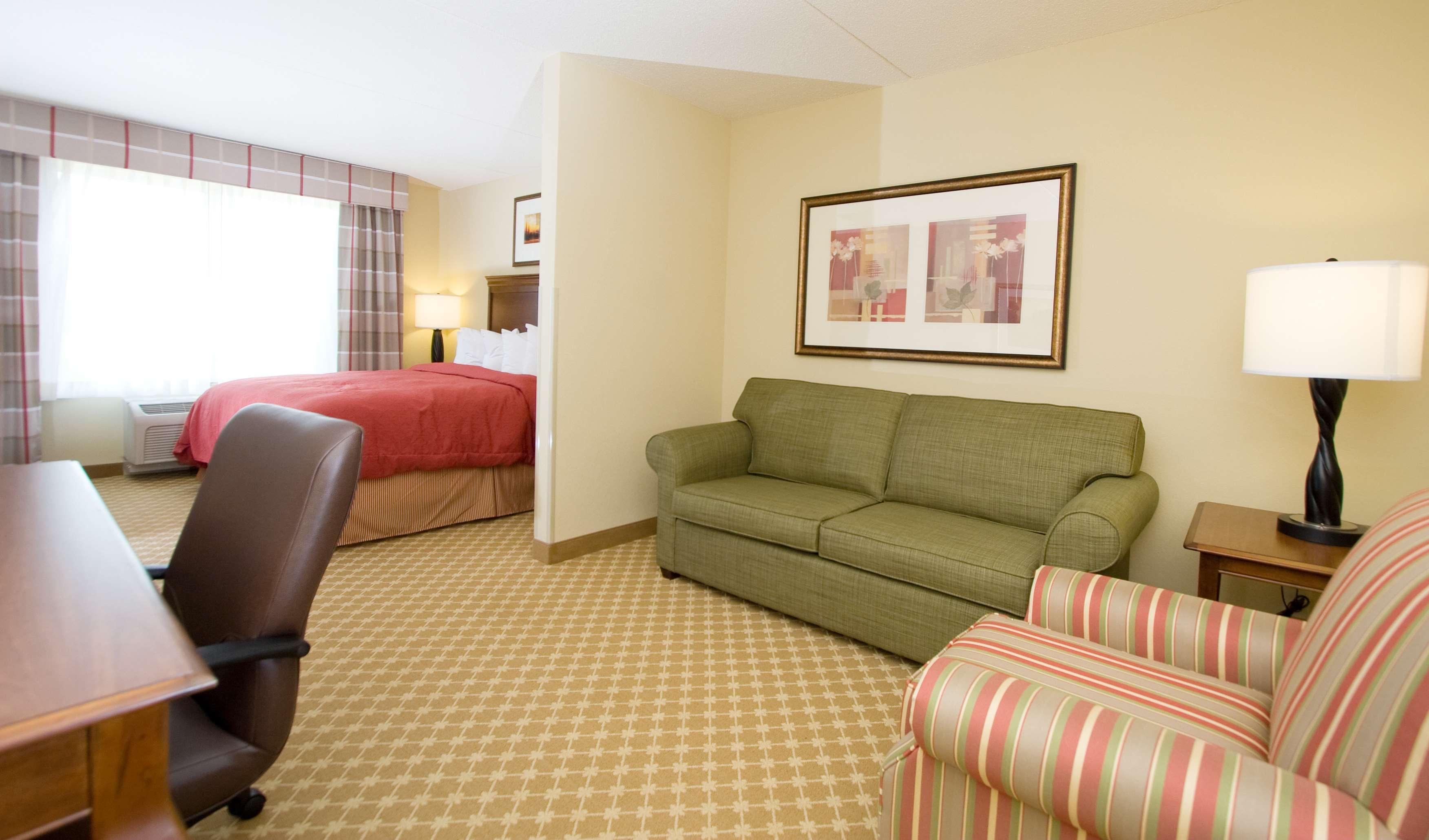 Country Inn & Suites by Radisson, Fredericksburg, VA — photo 5