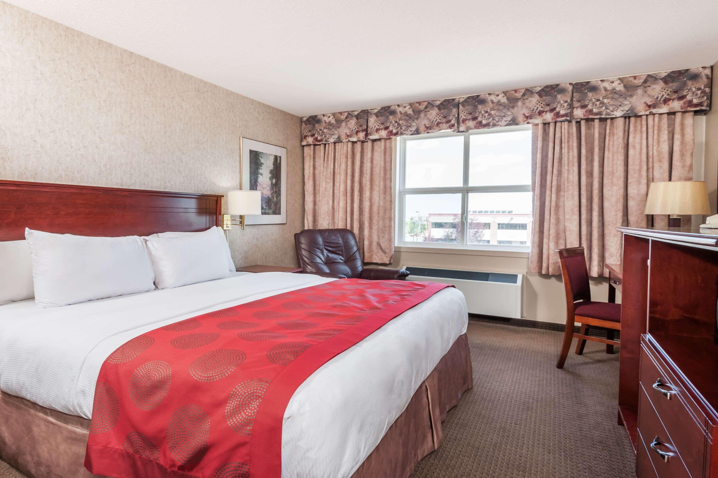 Ramada Limited Edmonton East/Sherwood Park — photo 5