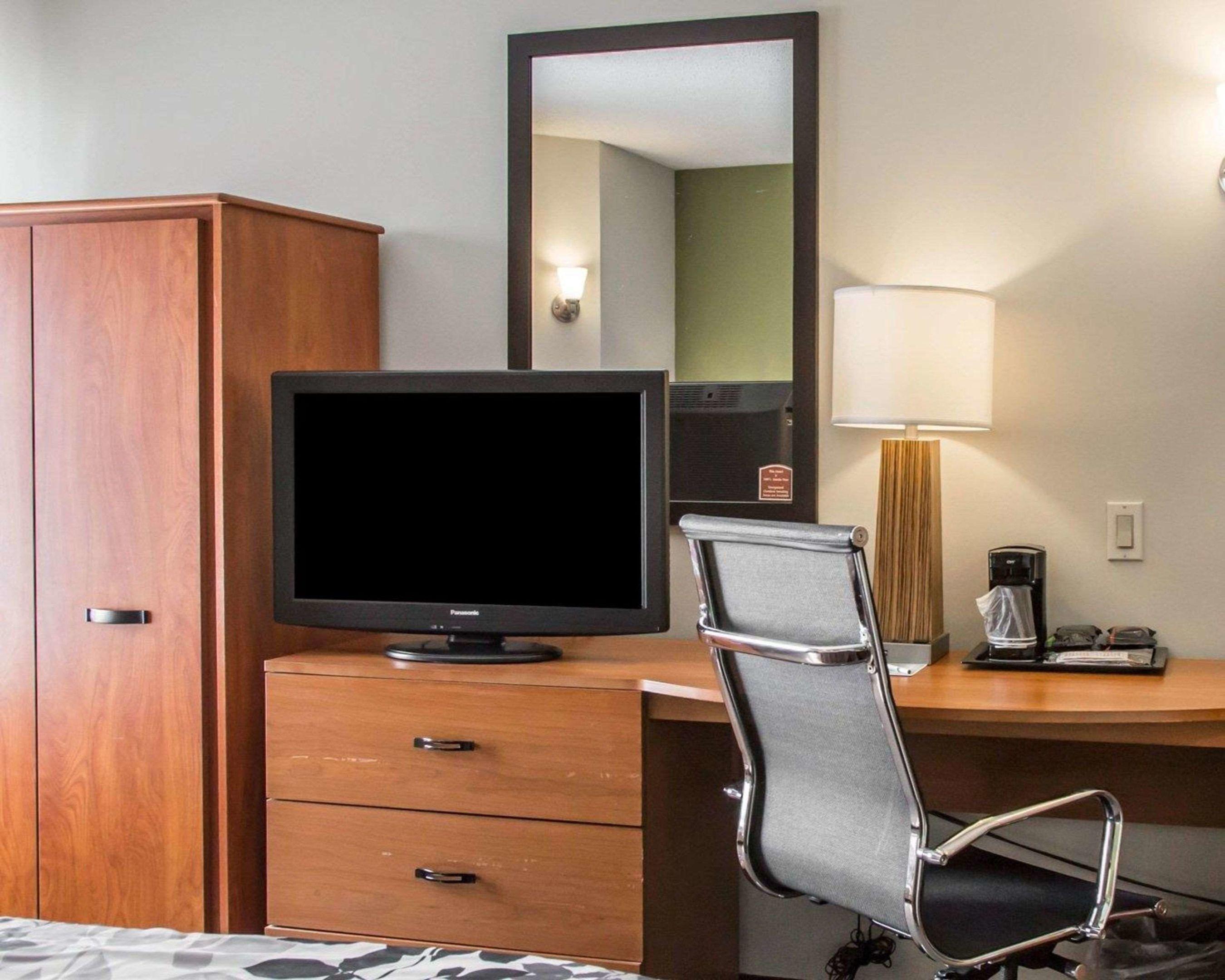 Sleep Inn Midway Airport — photo 4