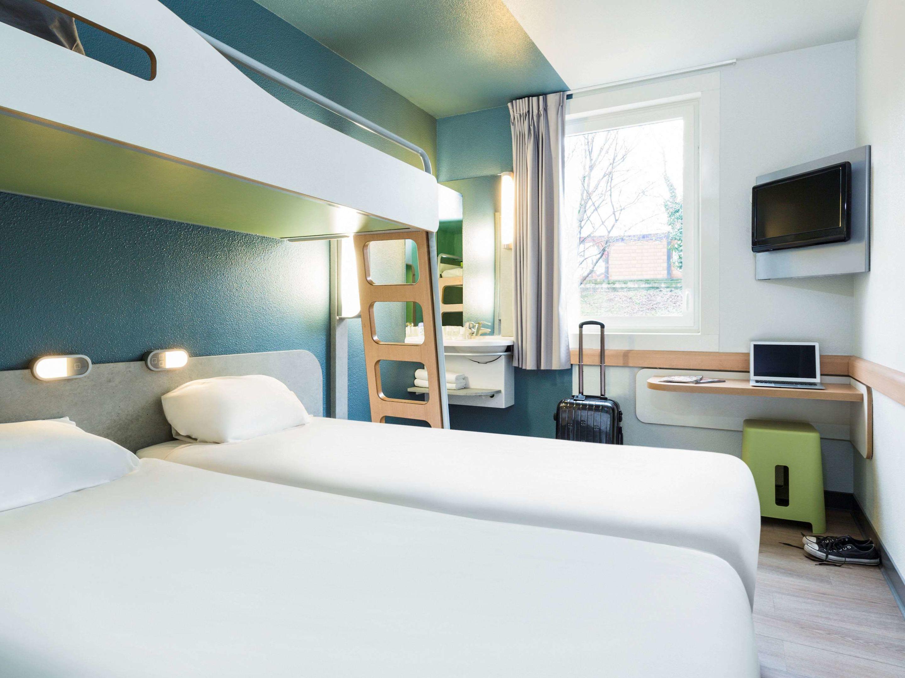ibis budget Paris Porte de Montmartre — photo 4