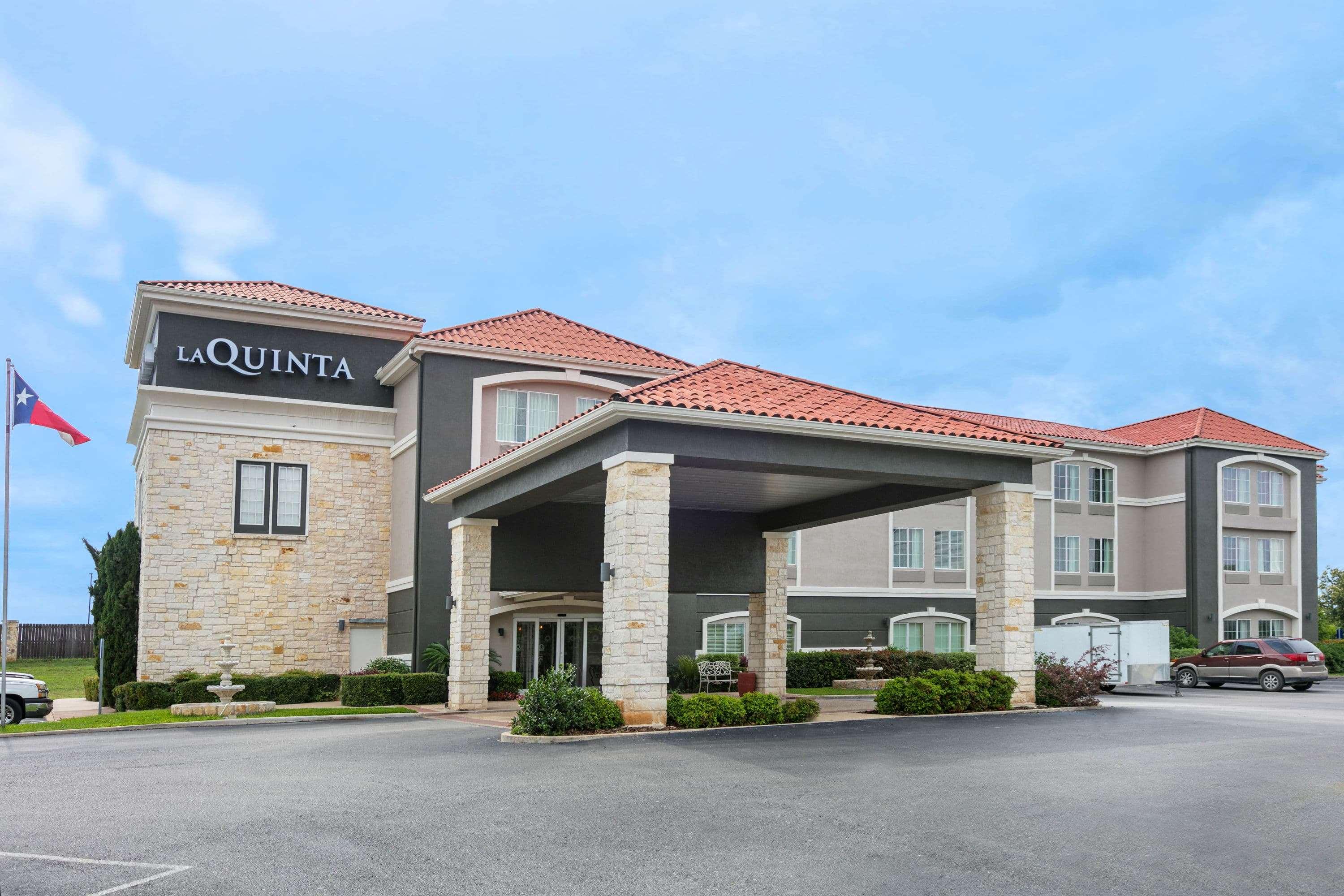 La Quinta Inn & Suites Fredericksburg — photo 3