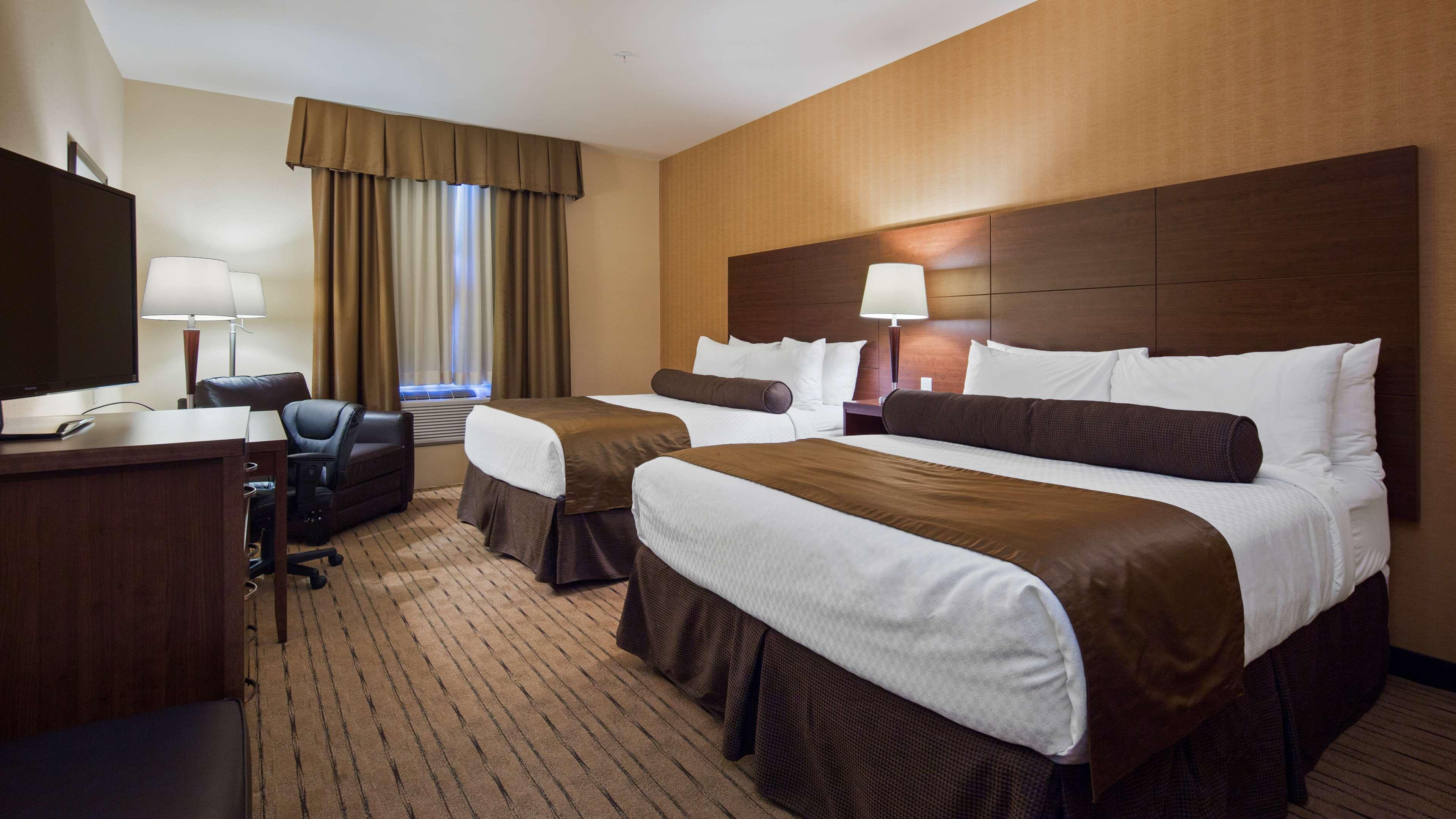 Best Western Plus Bathurst Hotel & Suites — photo 4
