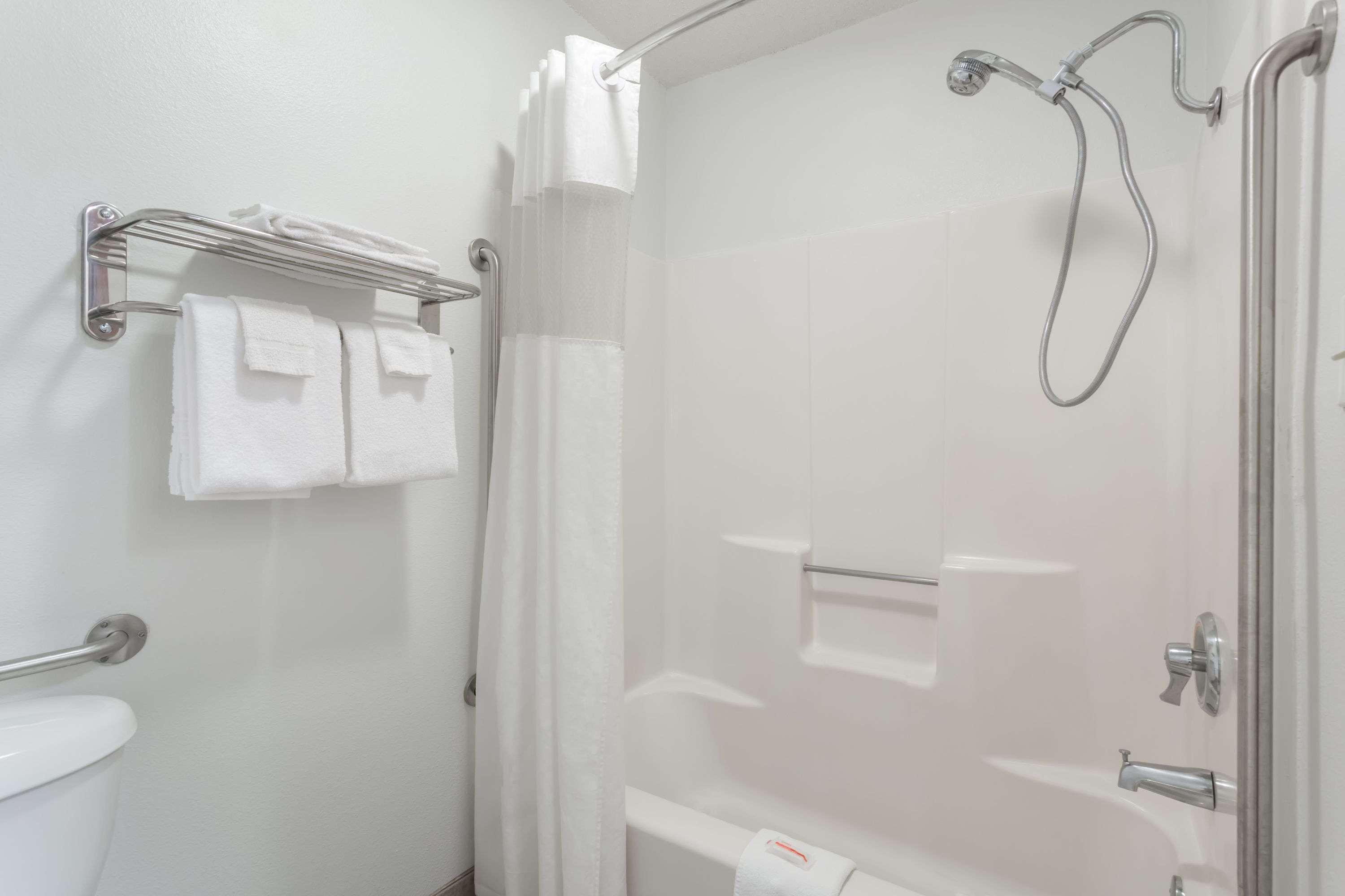 Days Inn Colby — photo 4