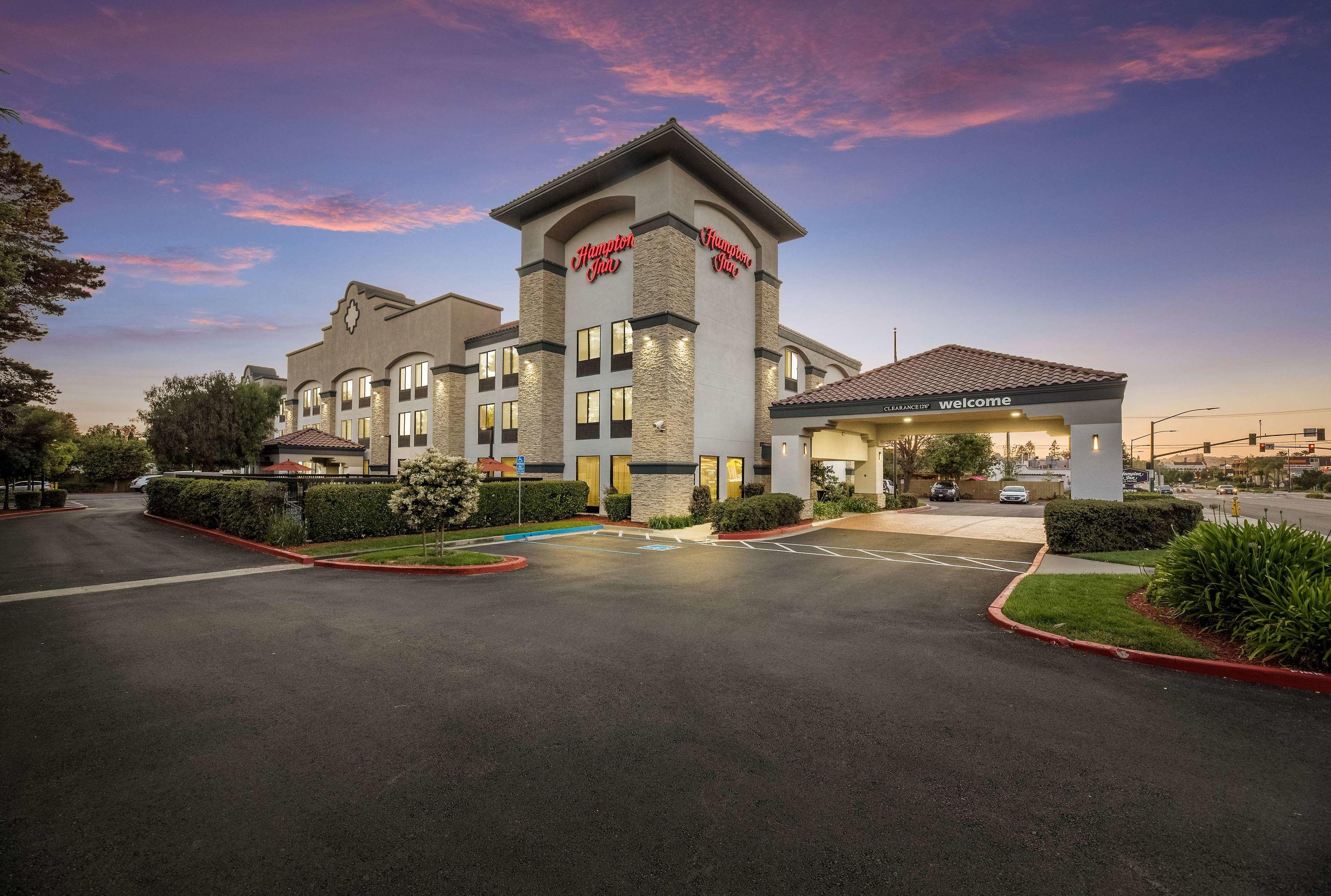 Hampton Inn Oakland-Hayward — photo 5