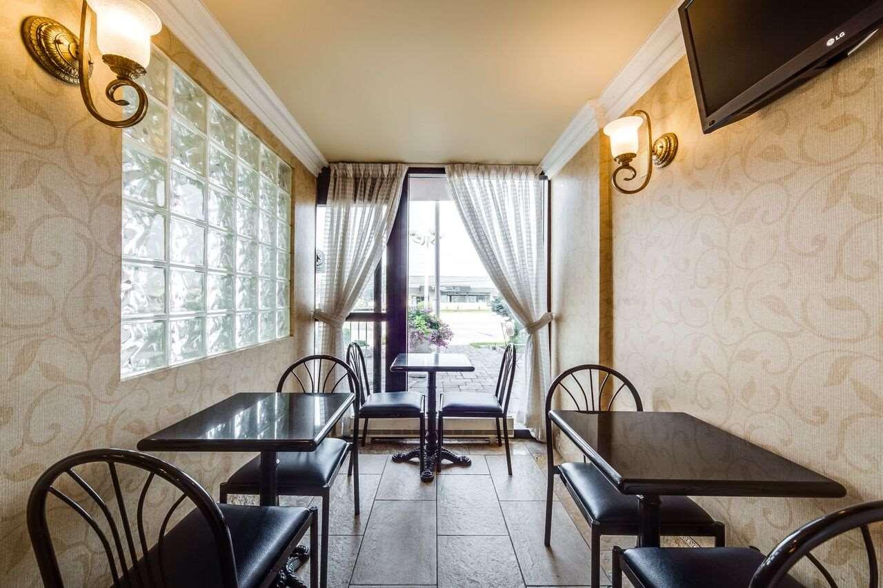 Monte Carlo Inn Toronto West — photo 4