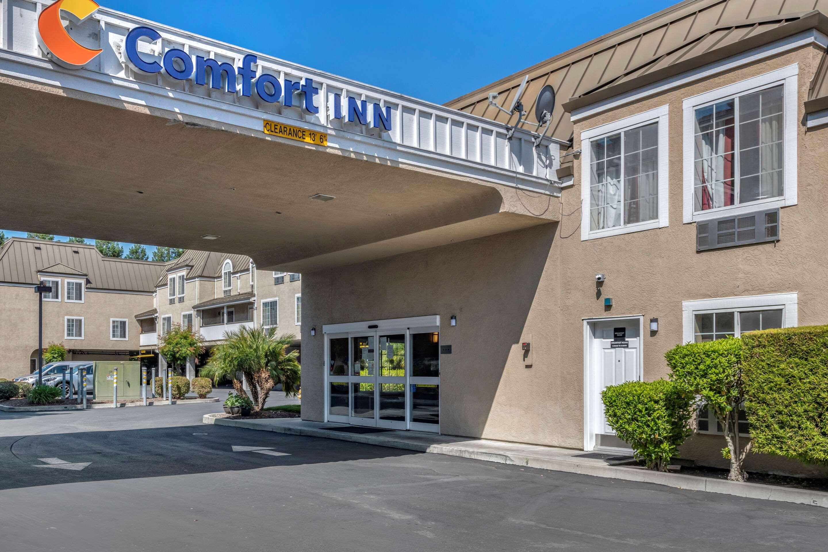 Comfort Inn Redwood City — photo 3