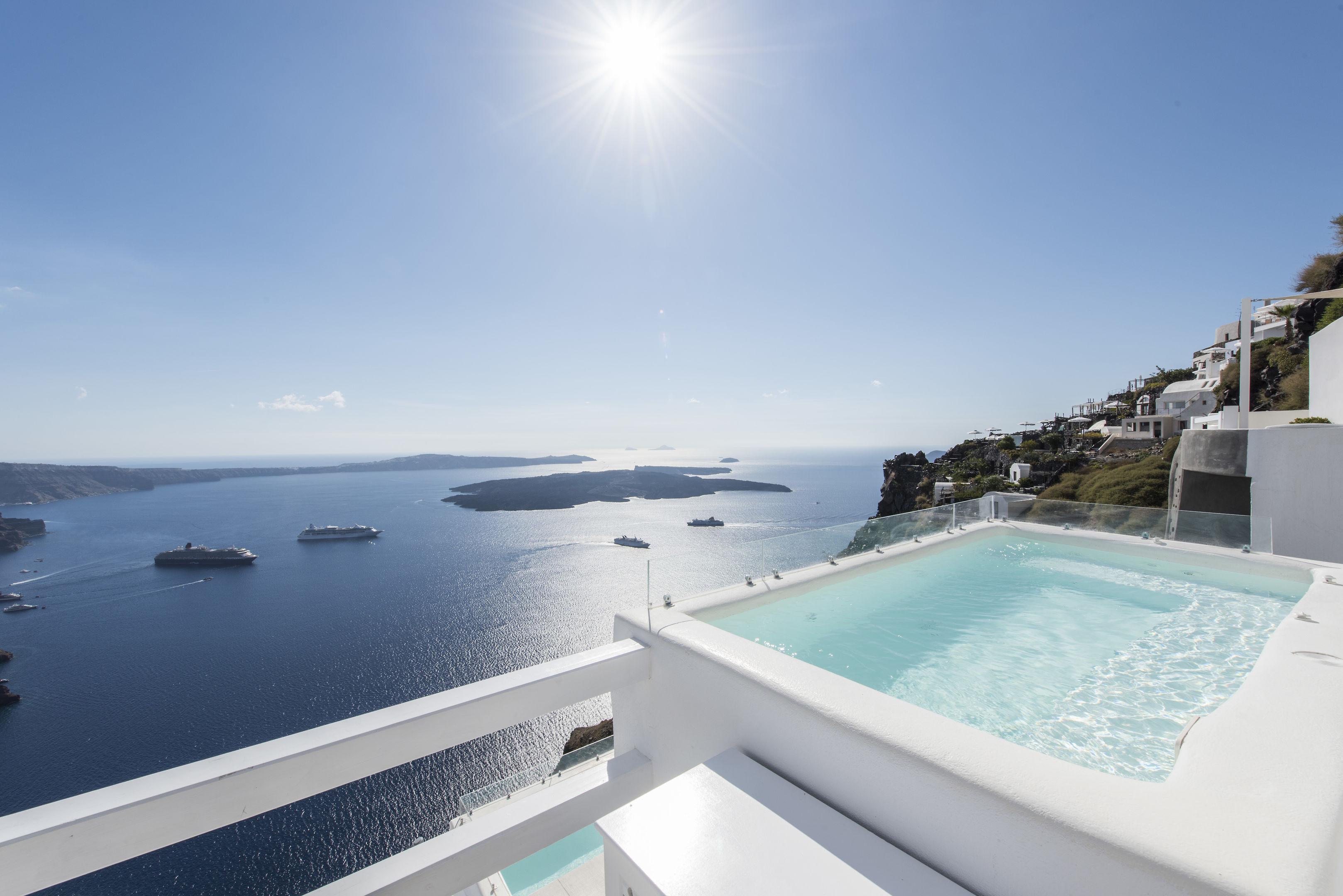 Aqua Luxury Suites — photo 3
