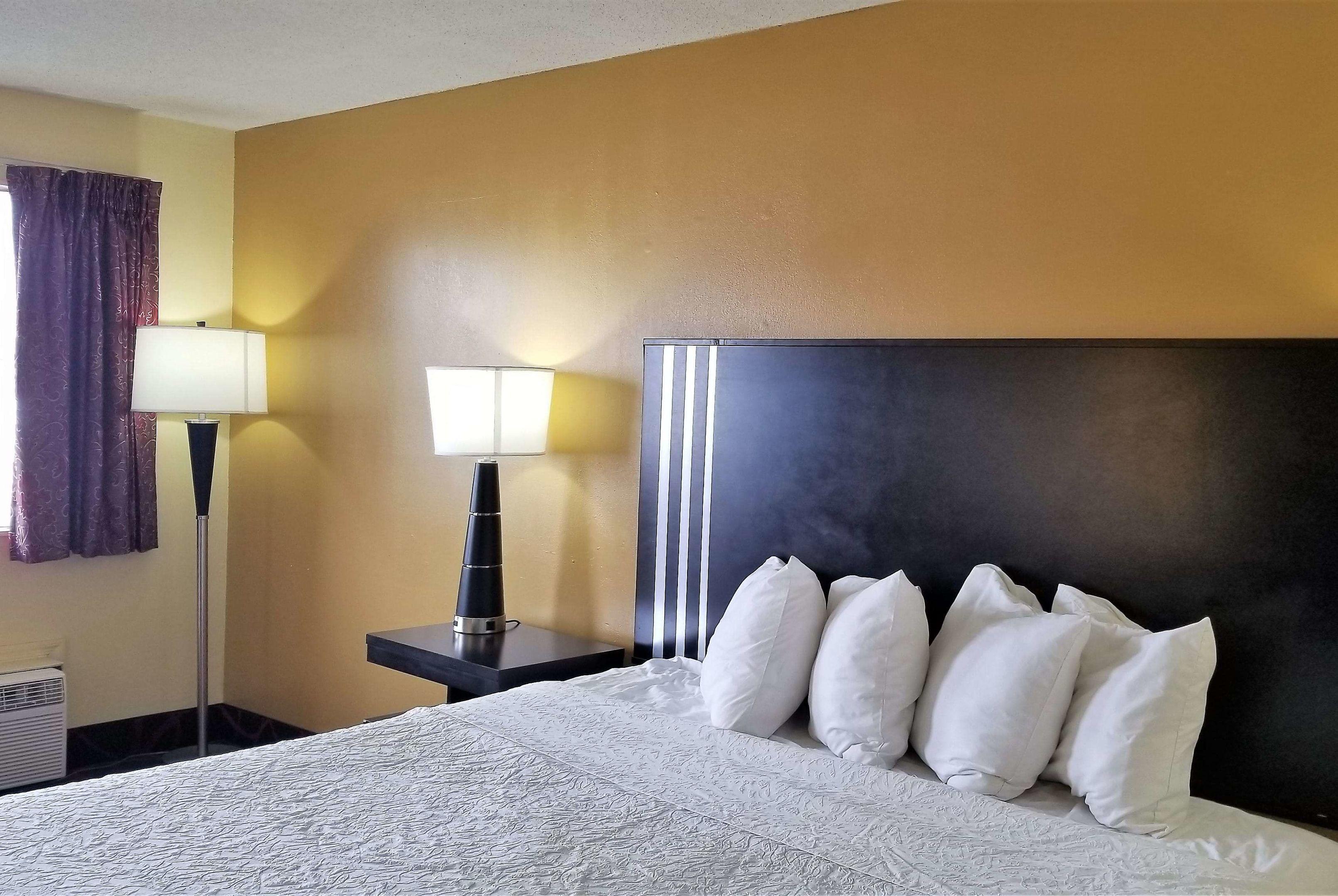 Travelodge by Wyndham Richmond IN — photo 5
