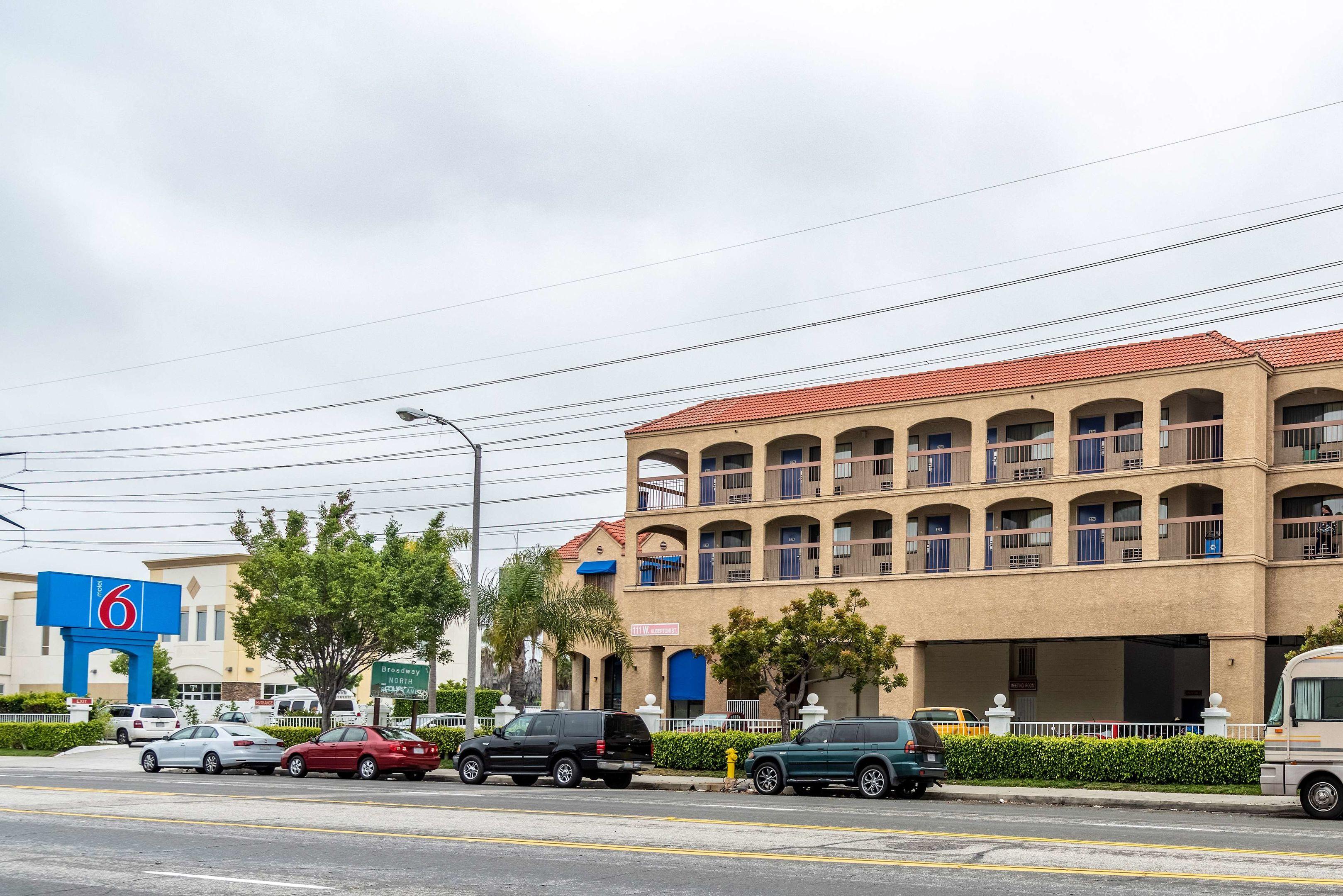 Motel 6 Gardena, CA - South — photo 4