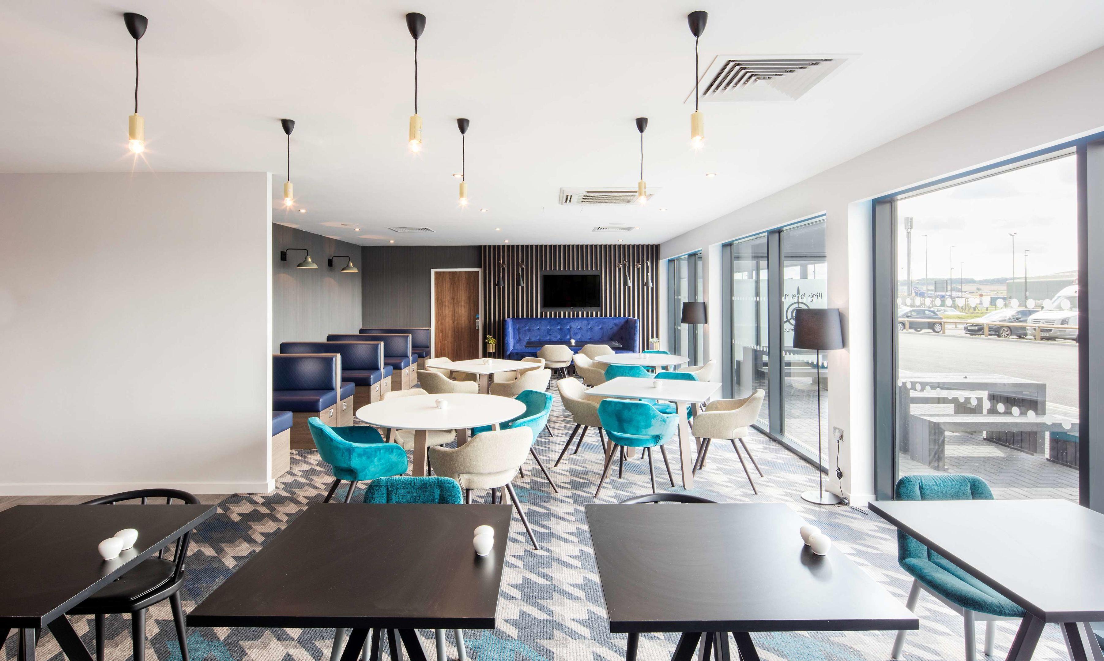 Hampton by Hilton Humberside Airport — photo 4