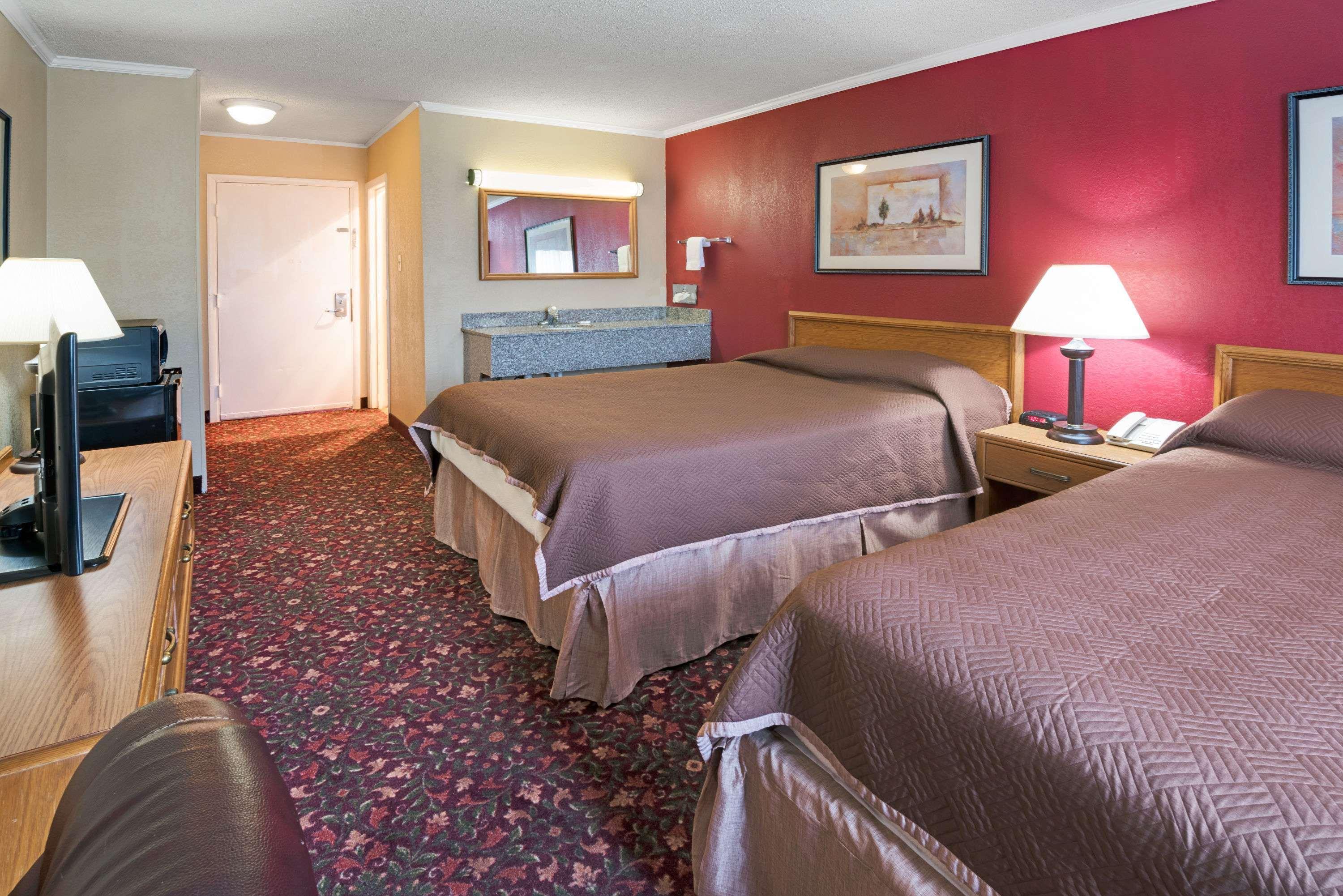 Travelodge Beckley — photo 5