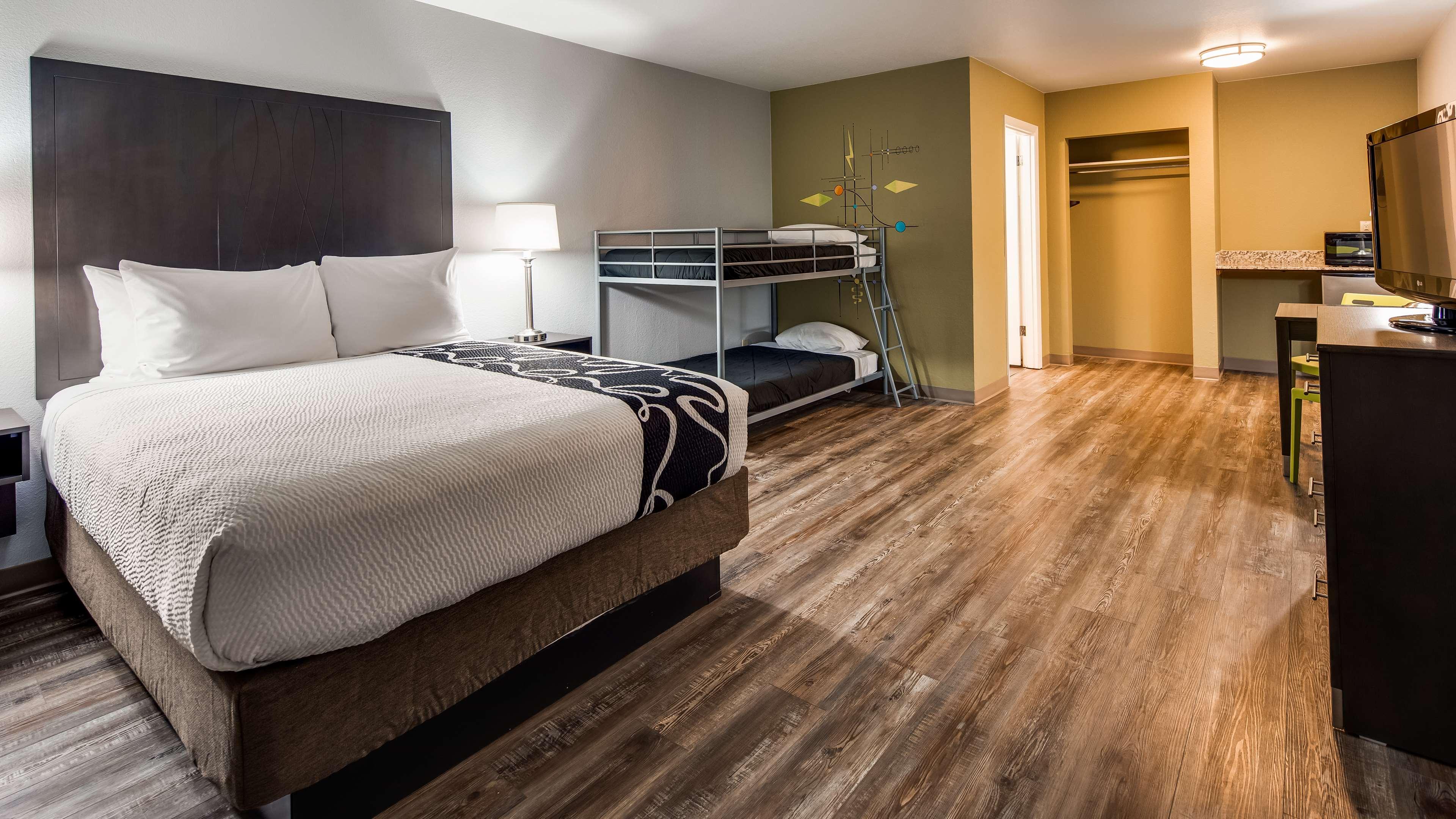 Riverfront Hotel, SureStay Collection by Best Western — photo 5