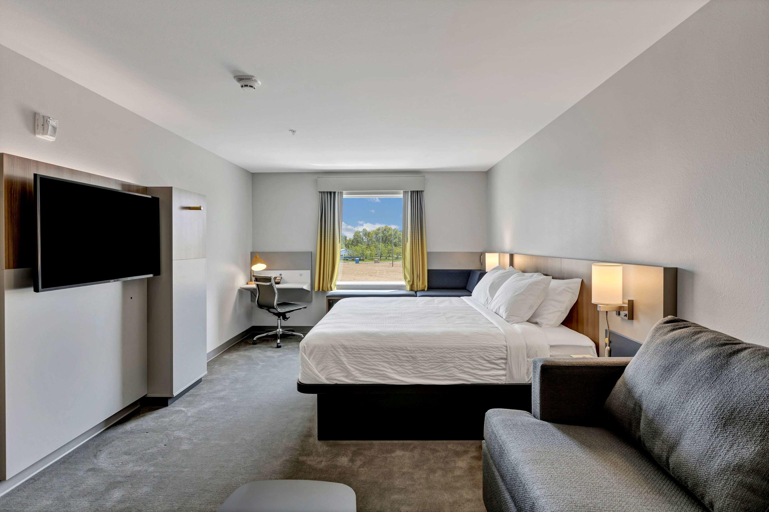 Microtel Inn & Suites by Wyndham George — photo 4