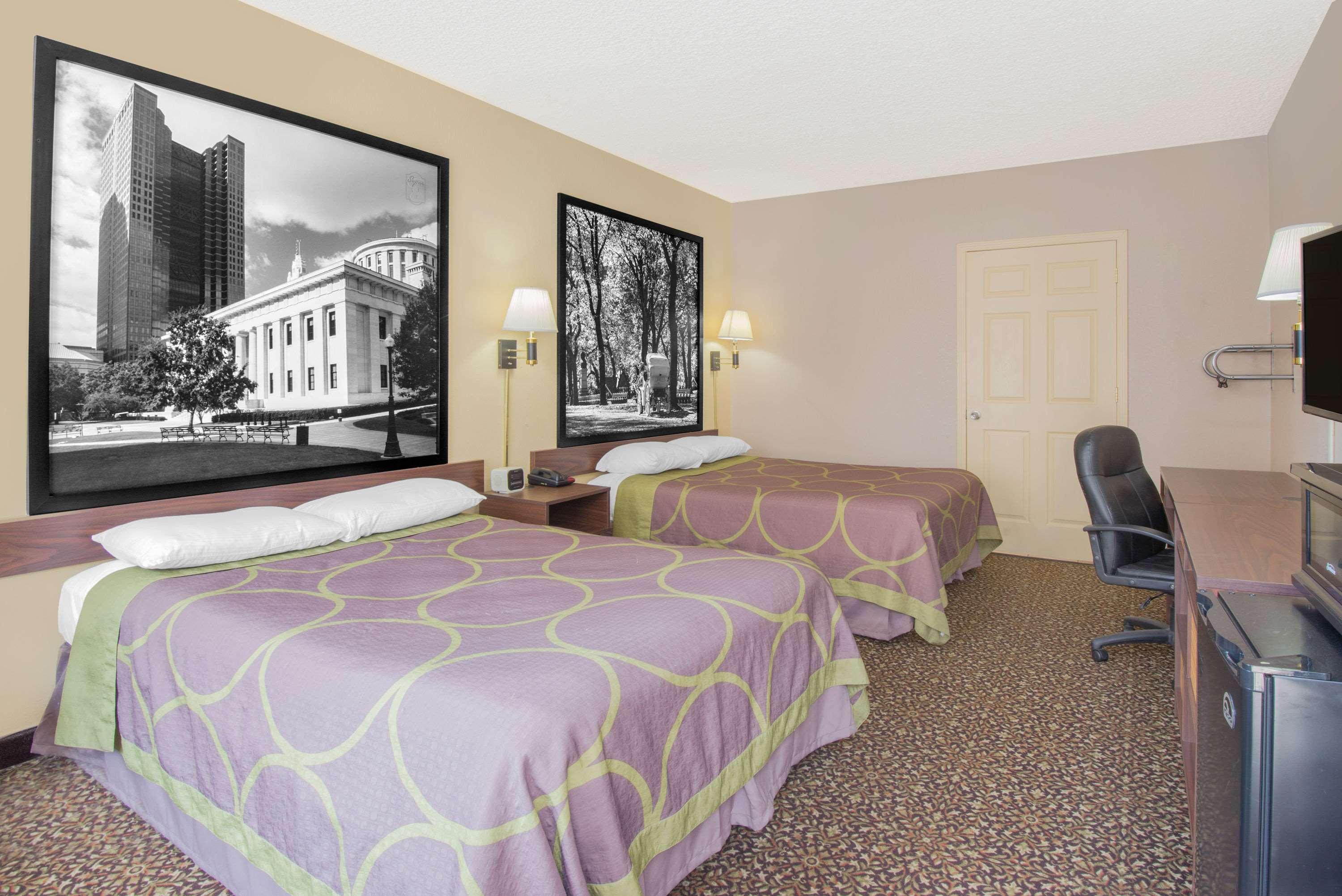 Super 8 by Wyndham Ashland — photo 4