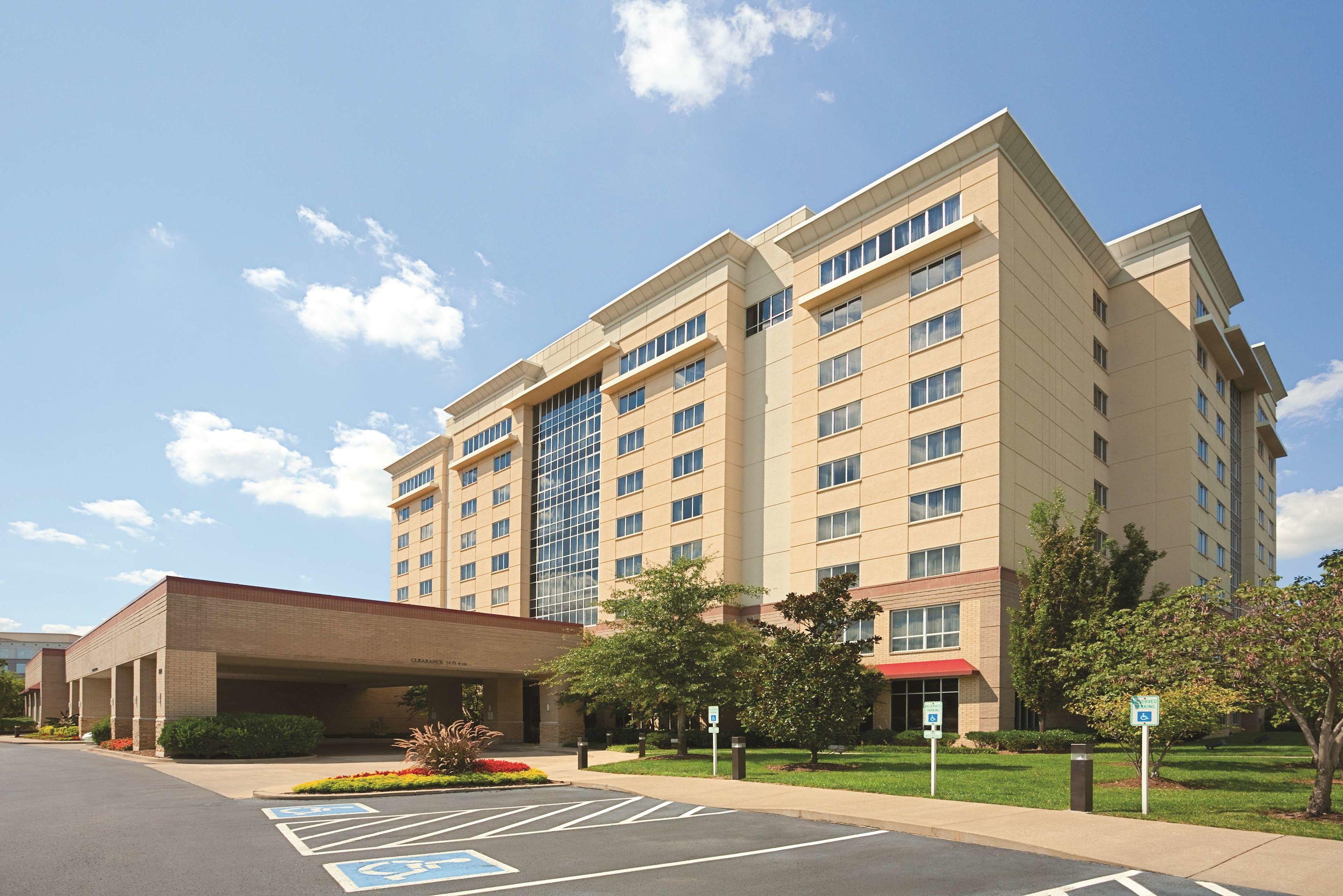 Embassy Suites Nashville South Cool Springs — photo 4