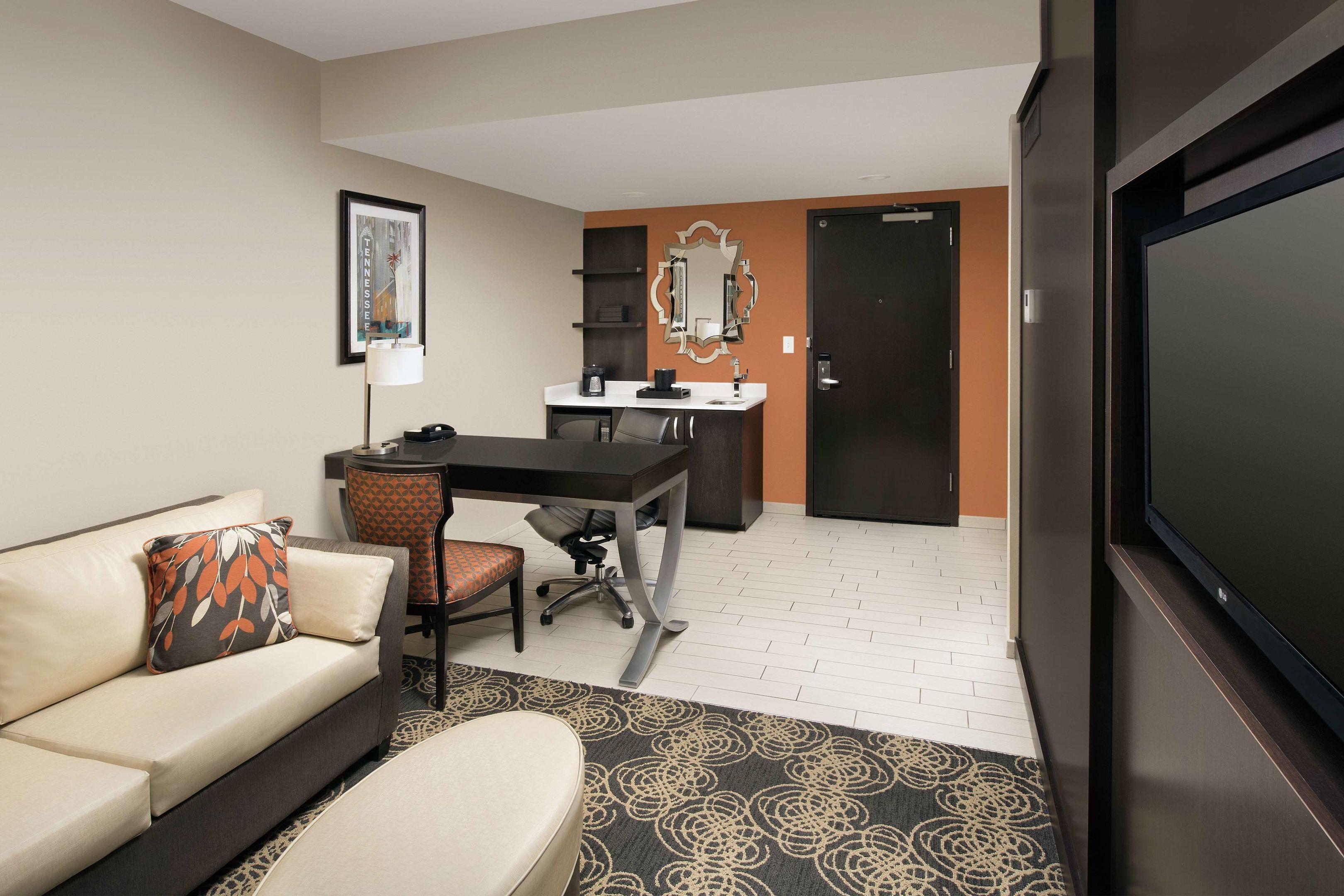 Embassy Suites Knoxville West — photo 5