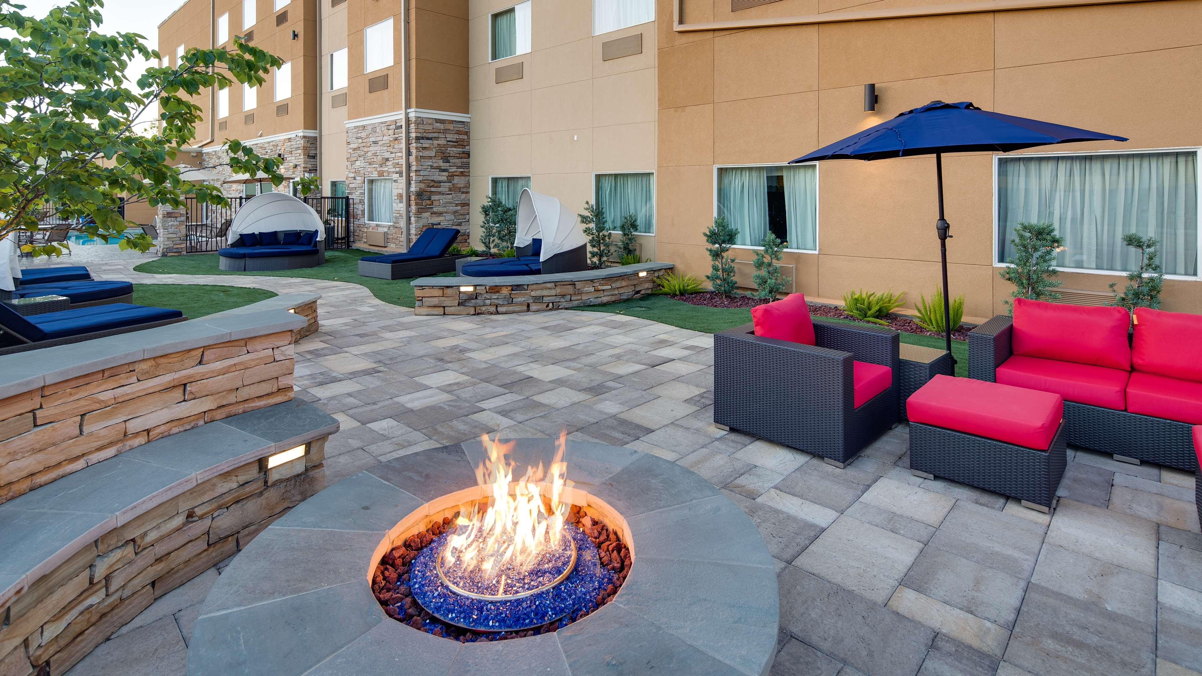 Best Western Plus Lake Jackson Inn & Suites — photo 5