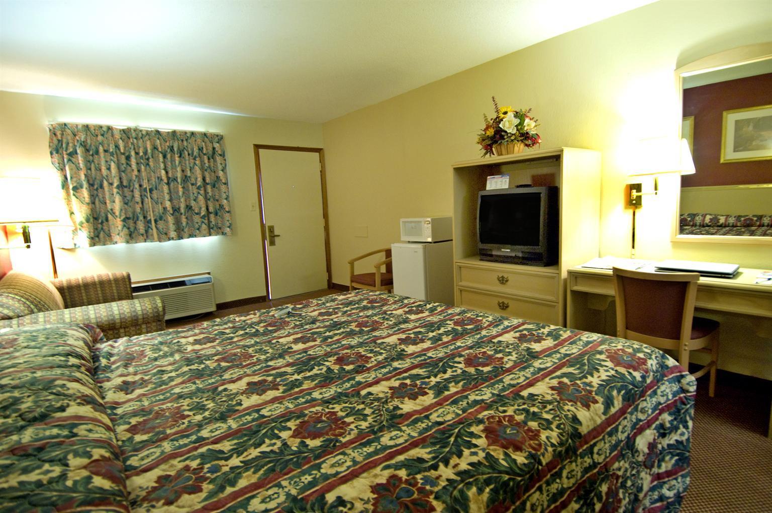 Americas Best Value Inn-Florence/Cincinnati — photo 4