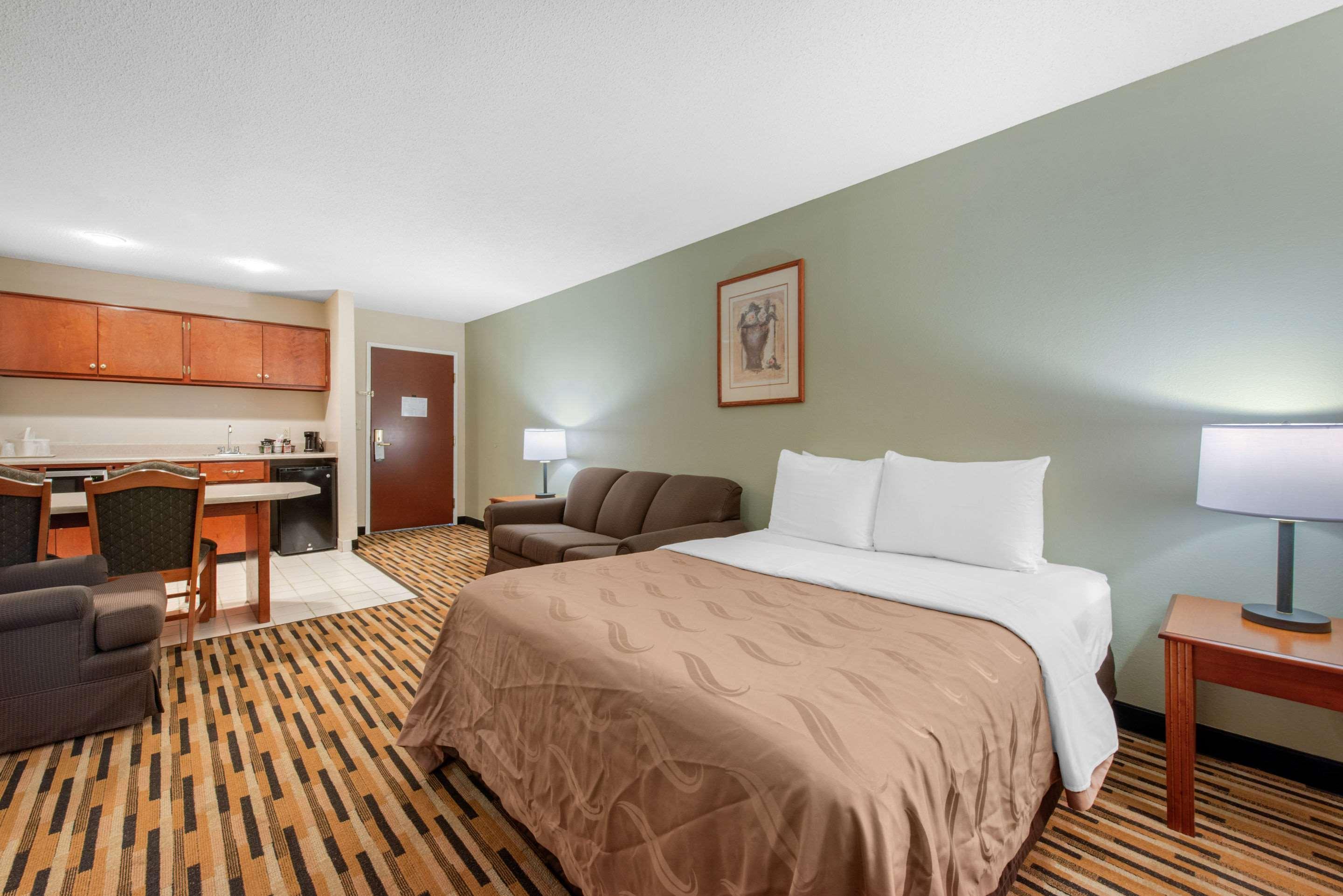 Quality Inn & Suites Savannah North — photo 4