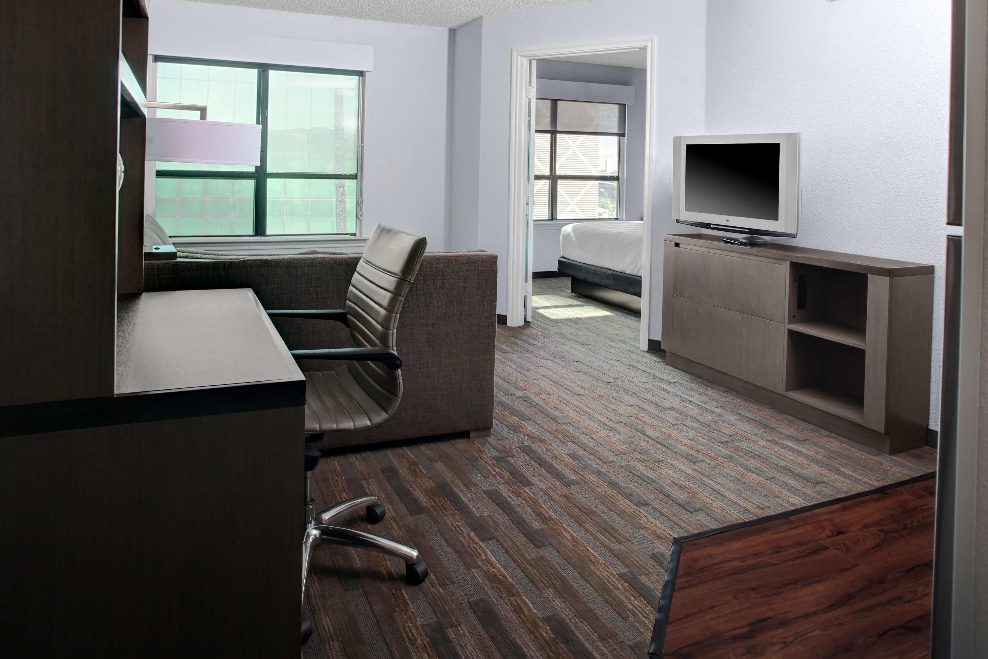 HYATT house Dallas/Uptown — photo 4