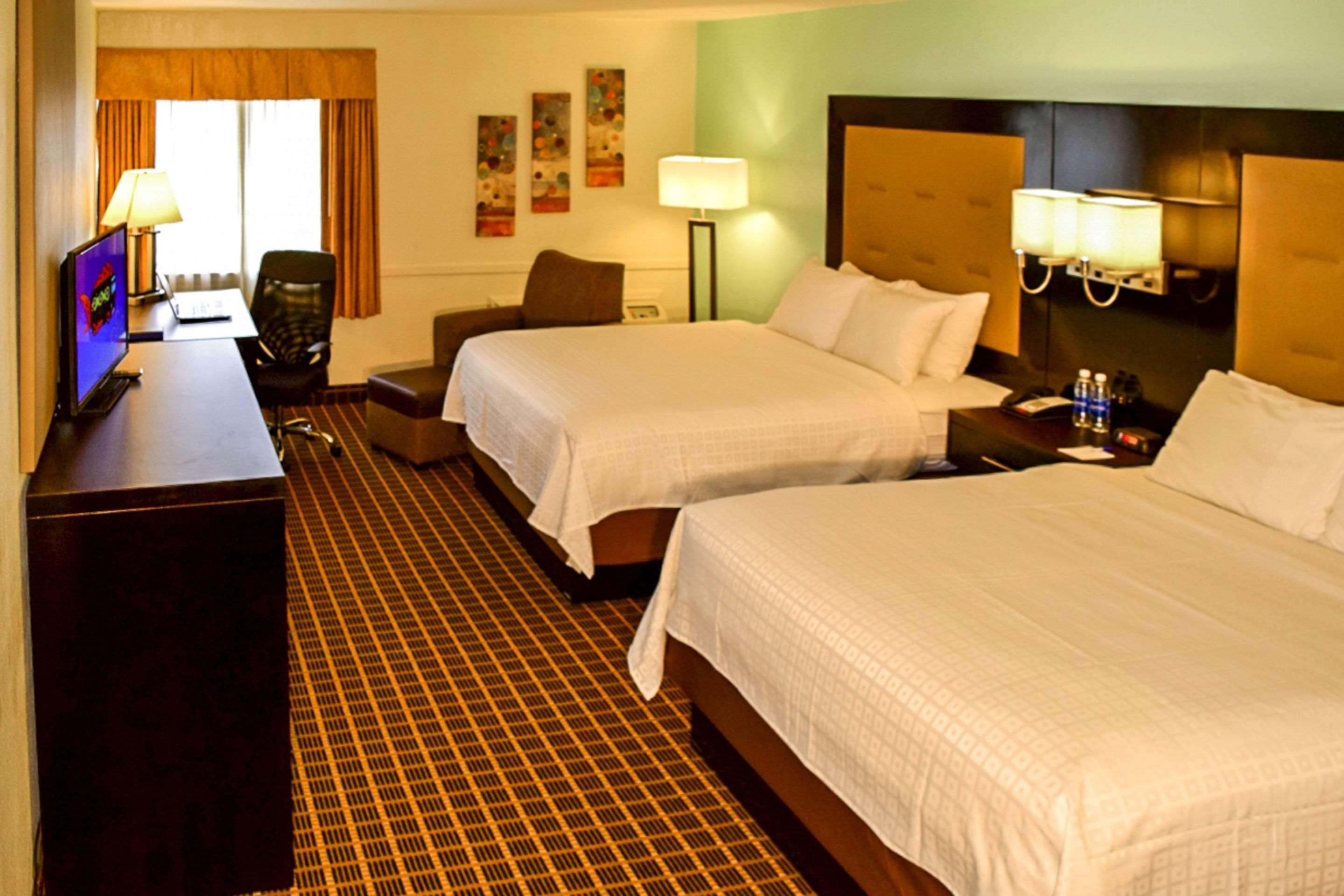 Clarion Hotel — photo 4