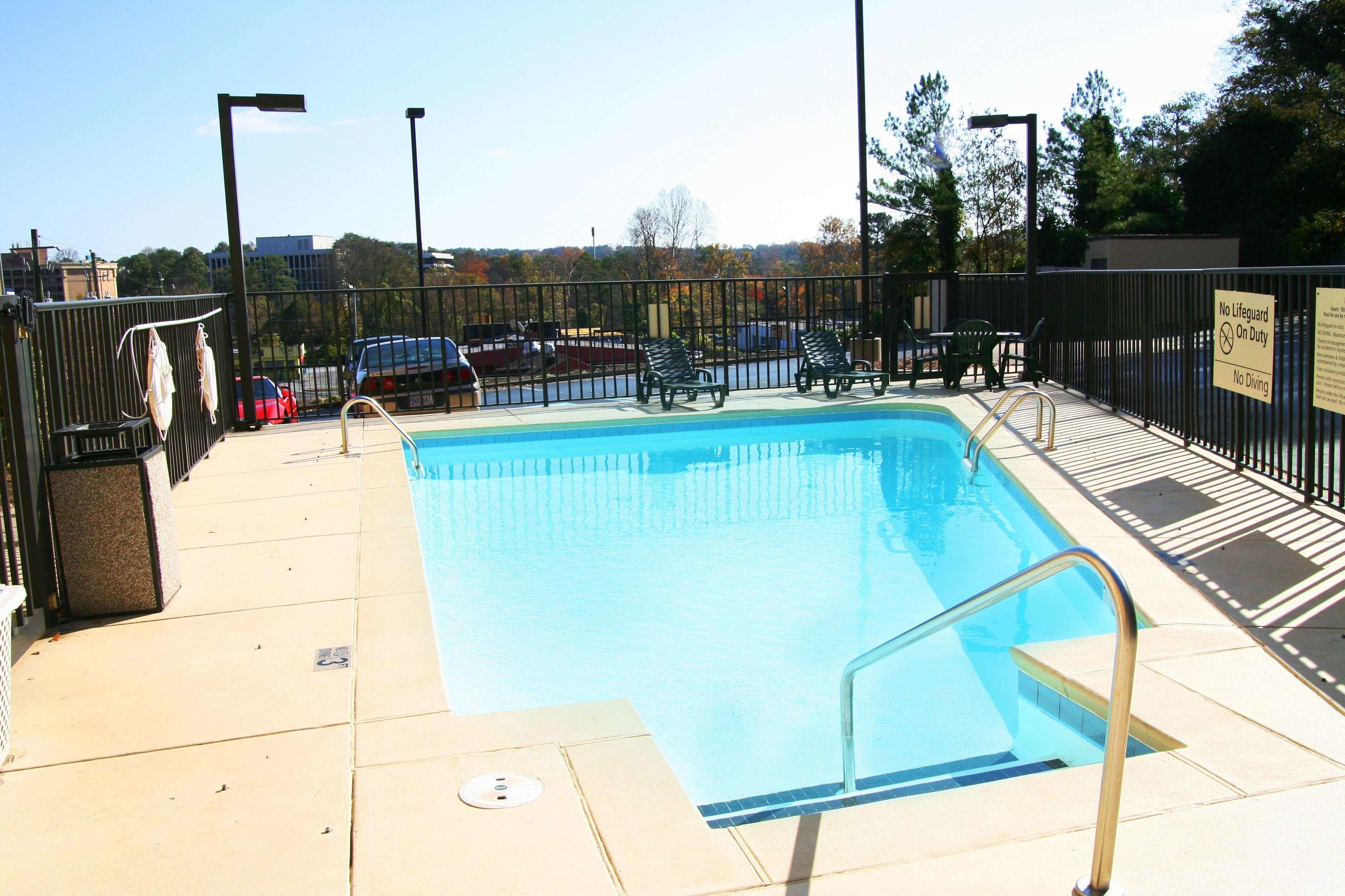 Hampton Inn Atlanta North Druid Hills — photo 4