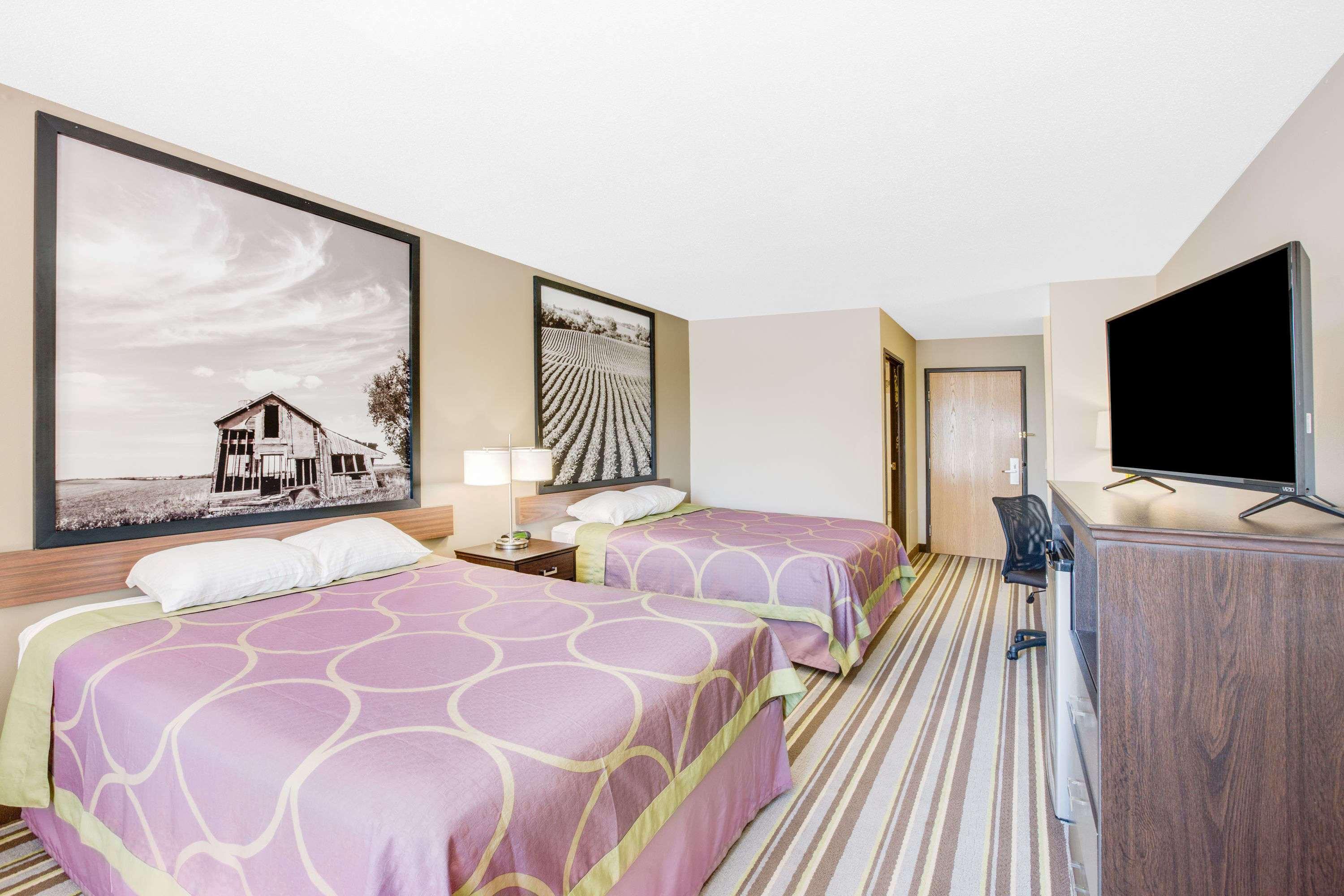 Super 8 by Wyndham Jackson MN — photo 4
