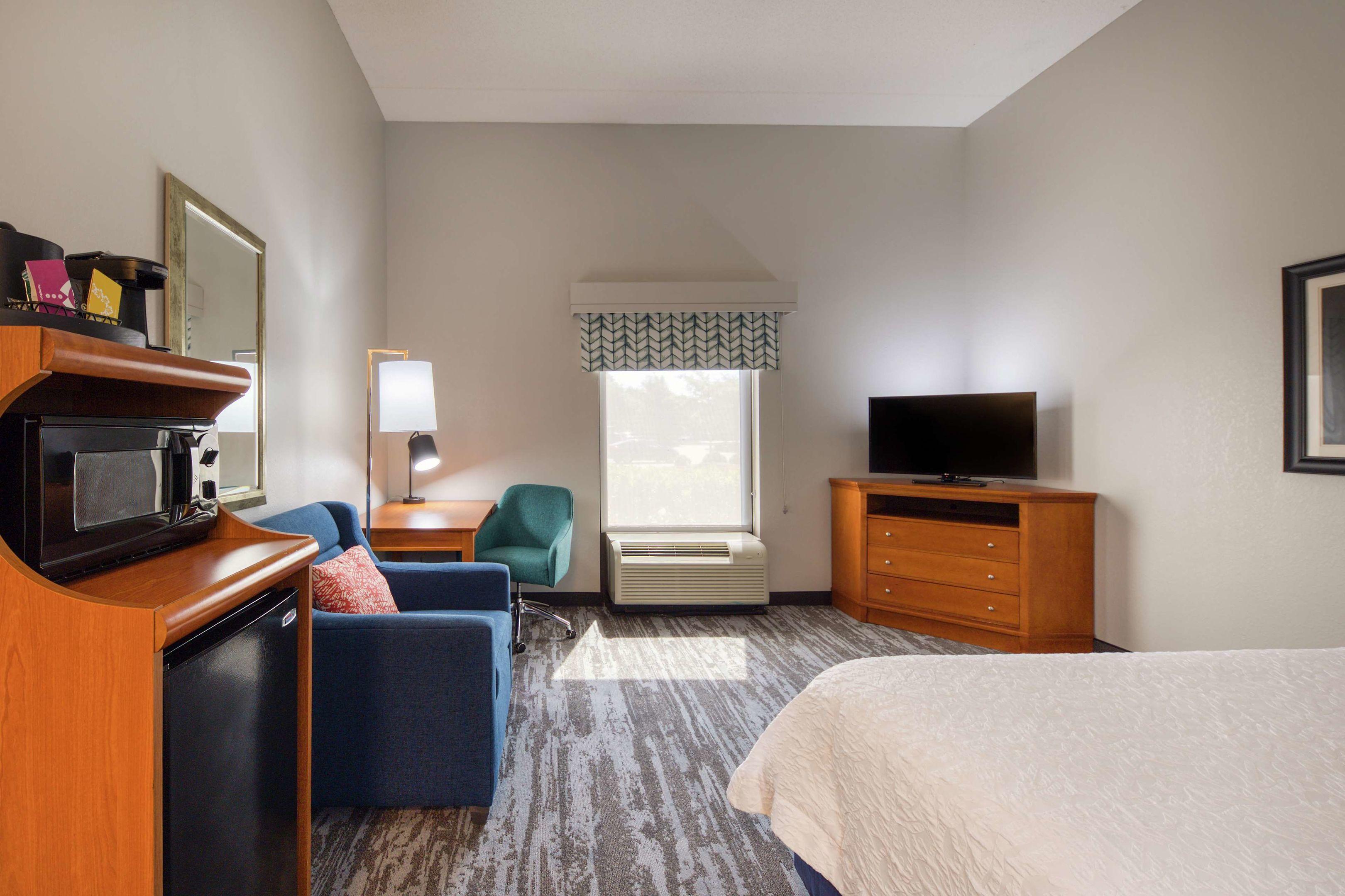 Hampton Inn Wilmington-University Area/Smith Creek Station — photo 5