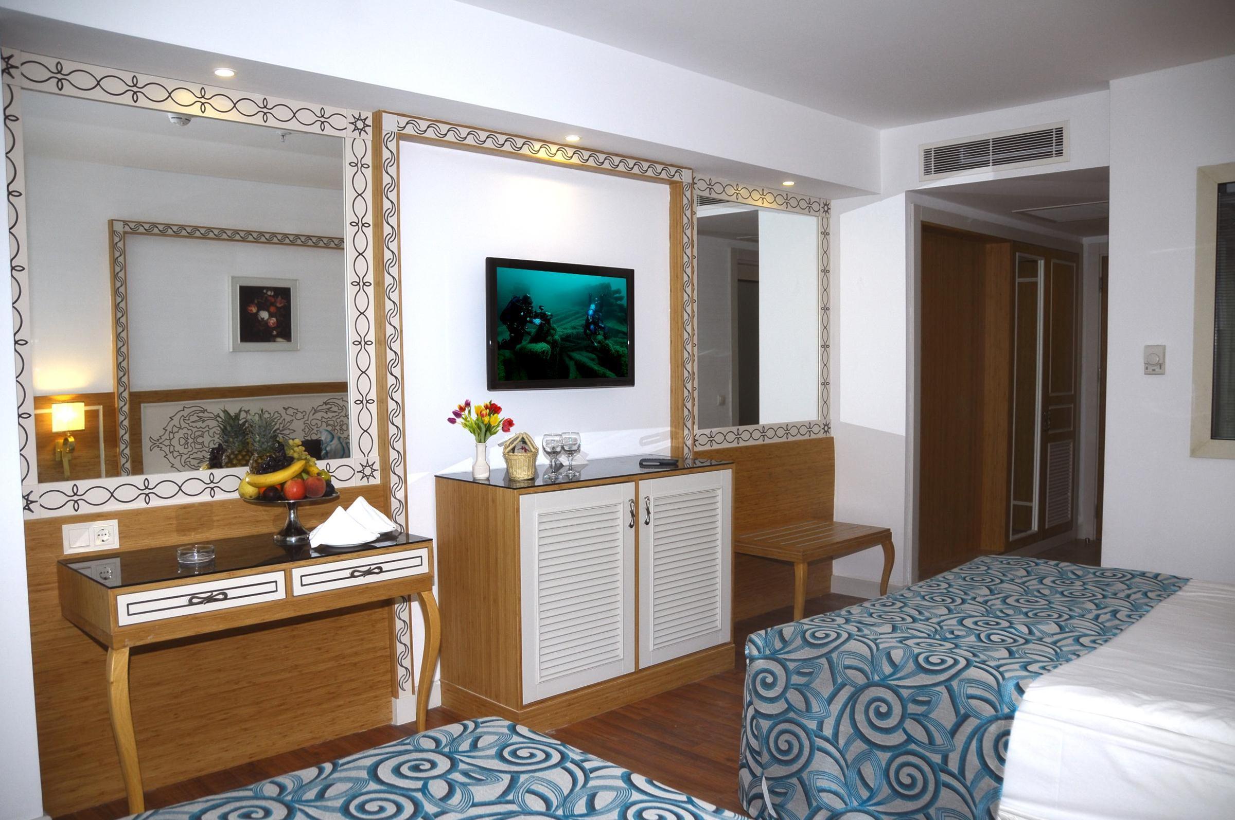 Crystal Waterworld Resort & Spa — photo 4