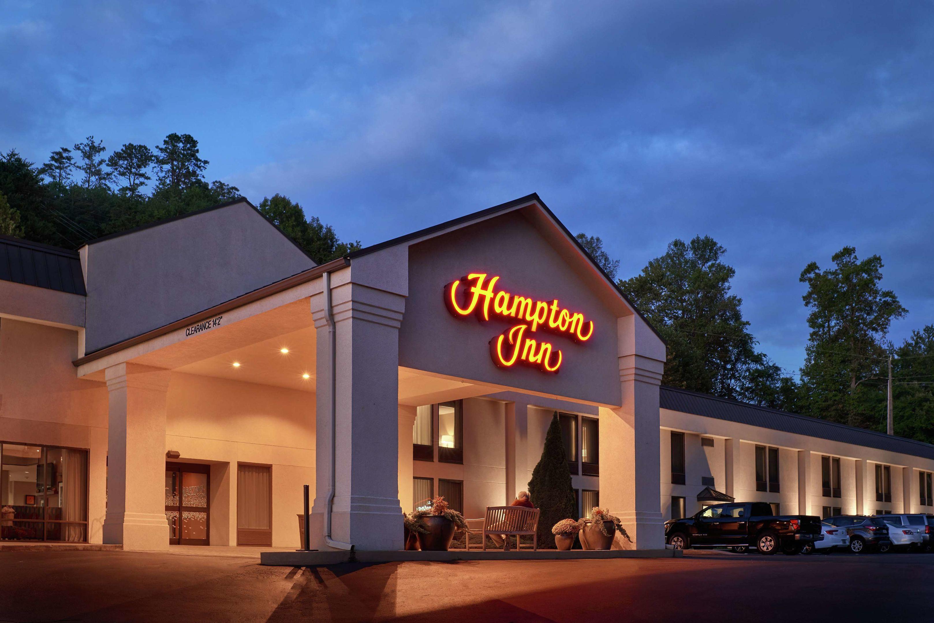 Hampton Inn Cherokee — photo 3