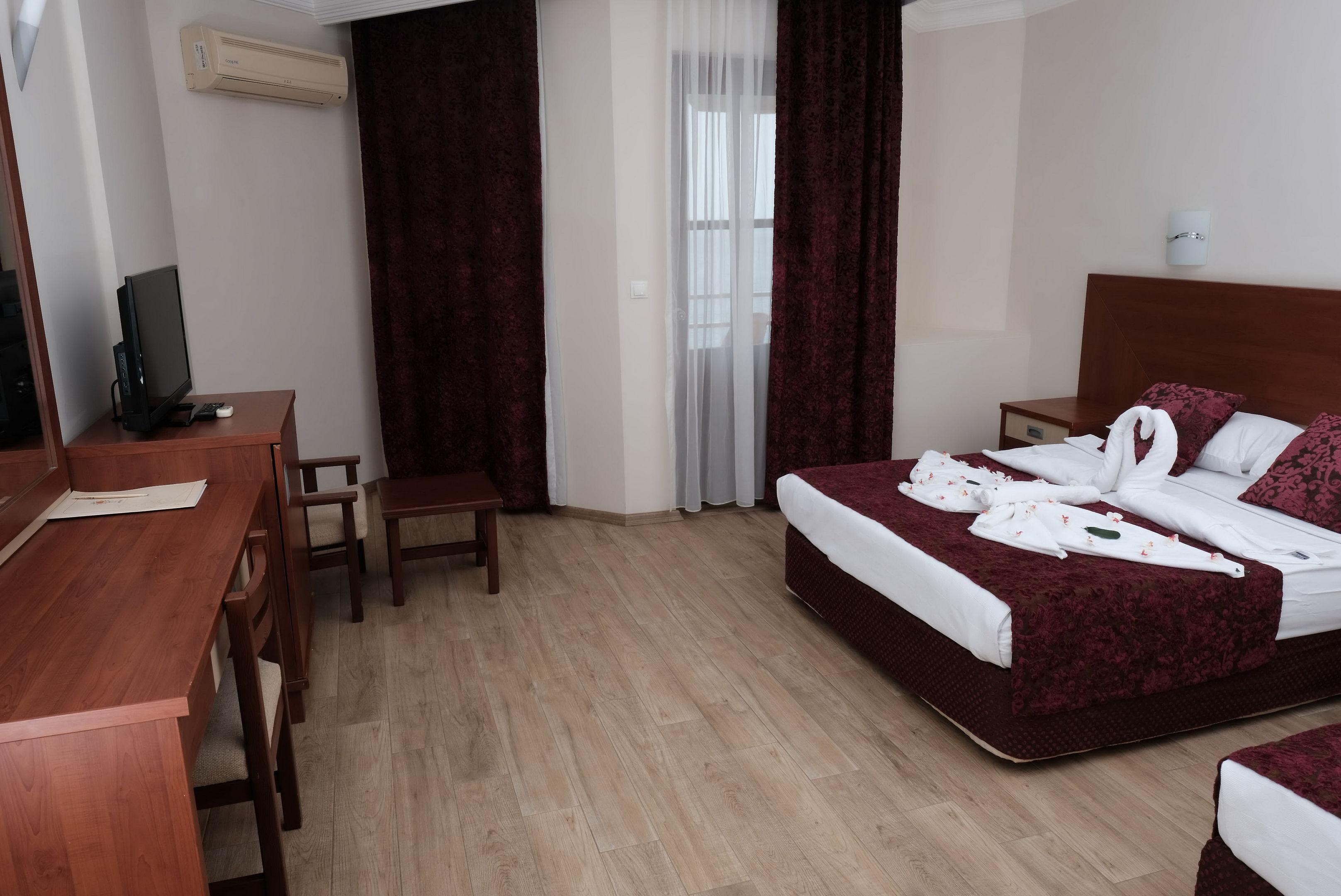 Anitas Beach Hotel — photo 4