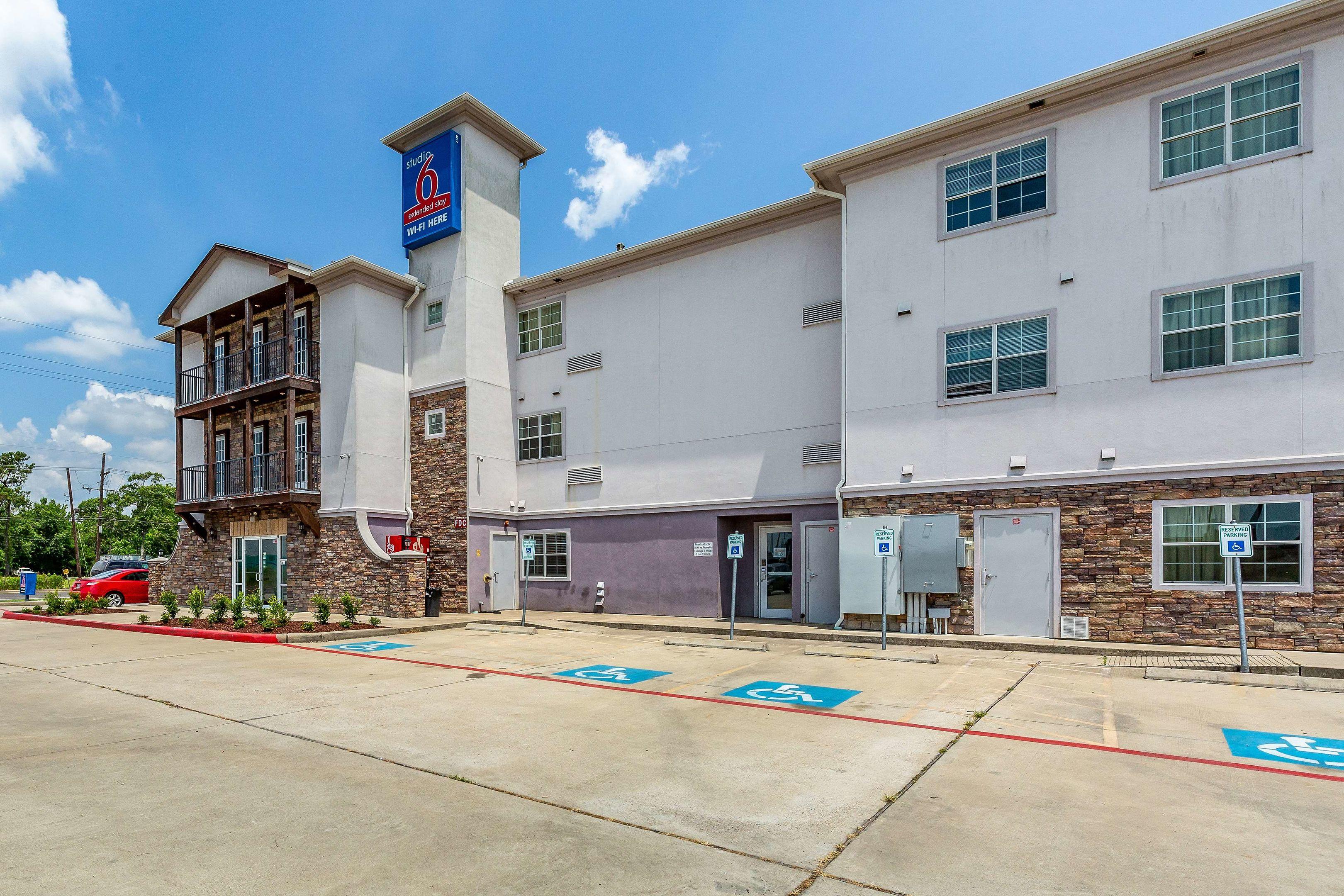 Studio 6 Orange TX — photo 4