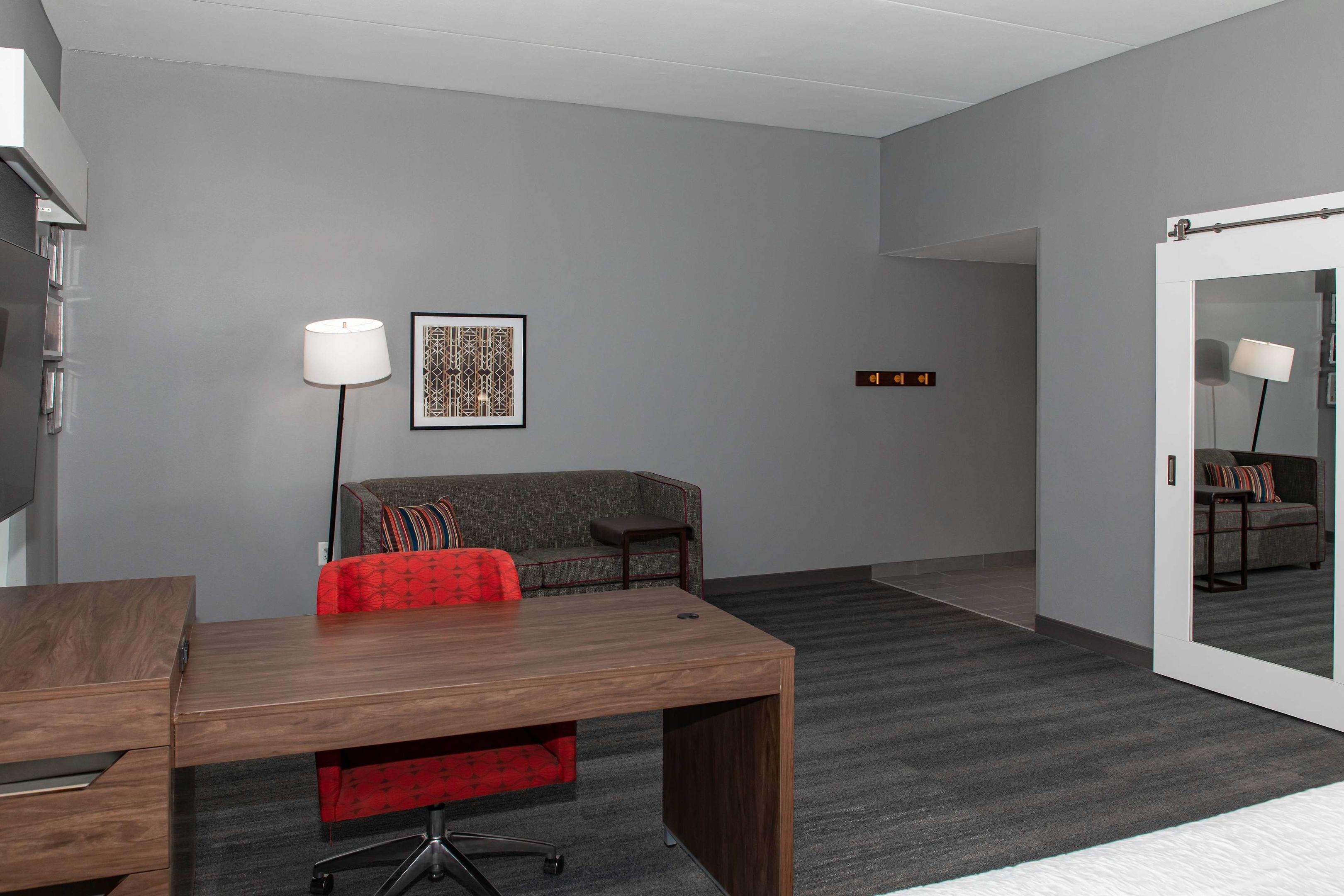 Hampton Inn & Suites Charlotte Steele Creek — photo 4
