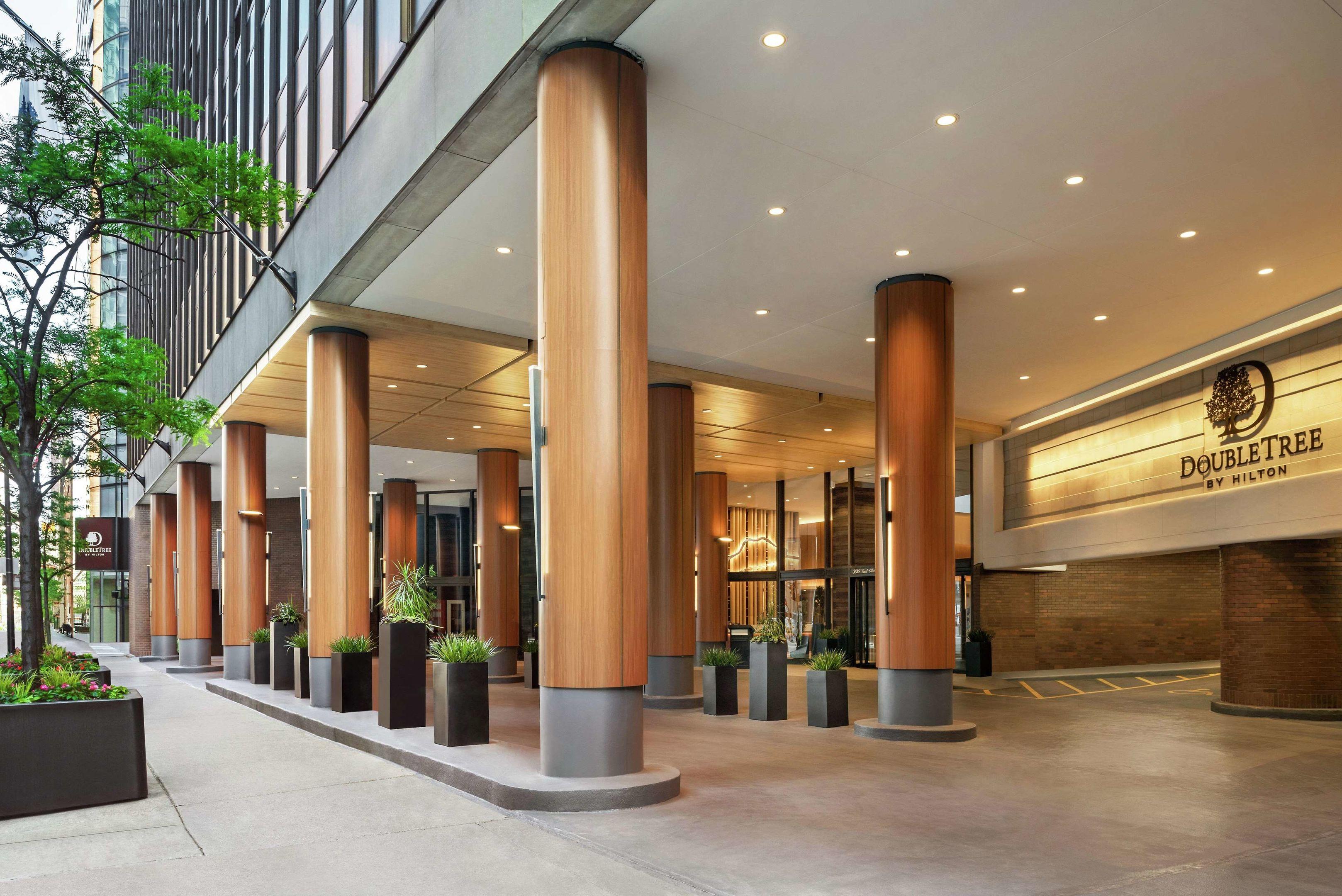 DoubleTree by Hilton Hotel Chicago - Magnificent Mile — photo 5