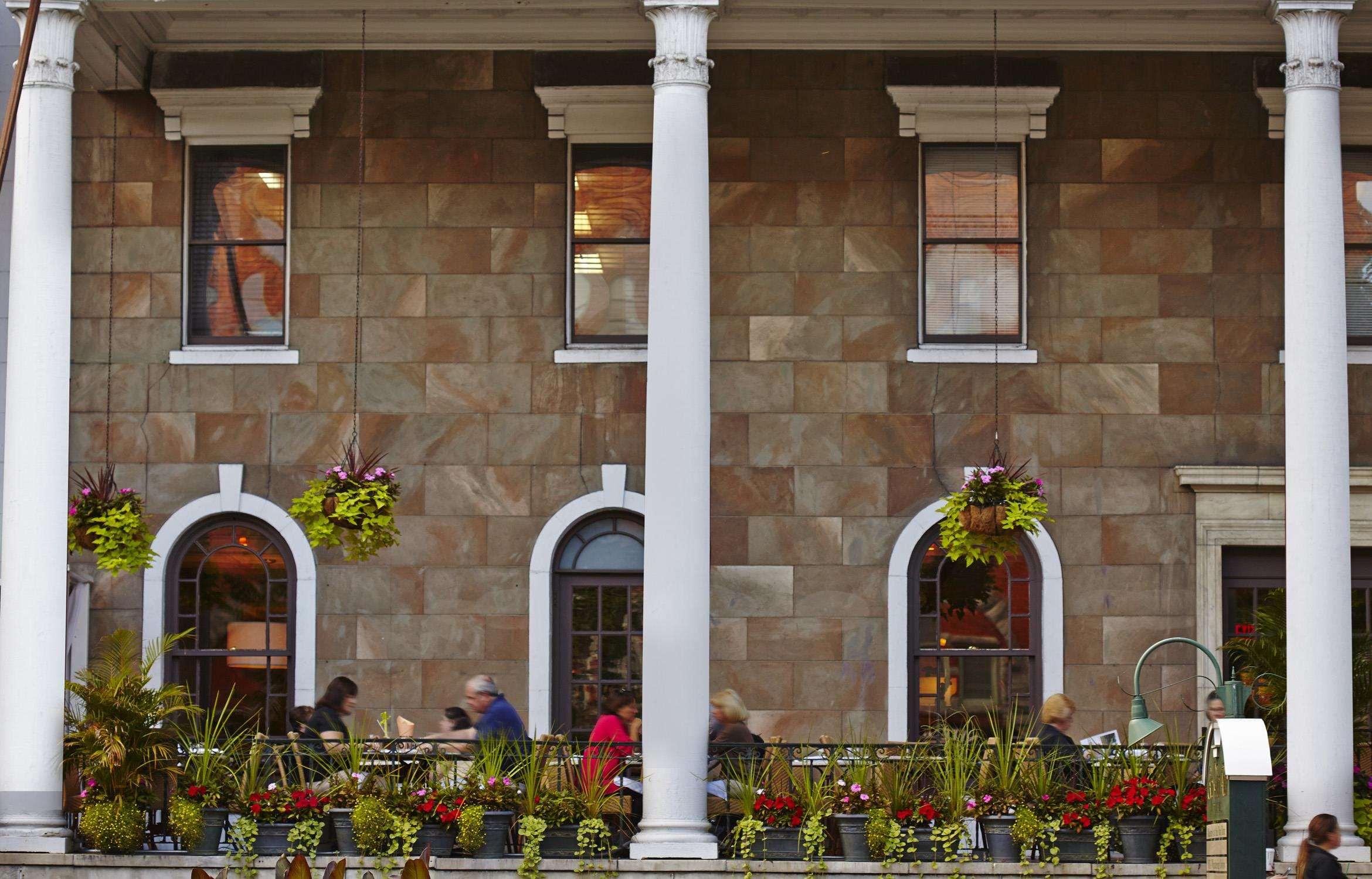 The Saratoga Hilton — photo 3