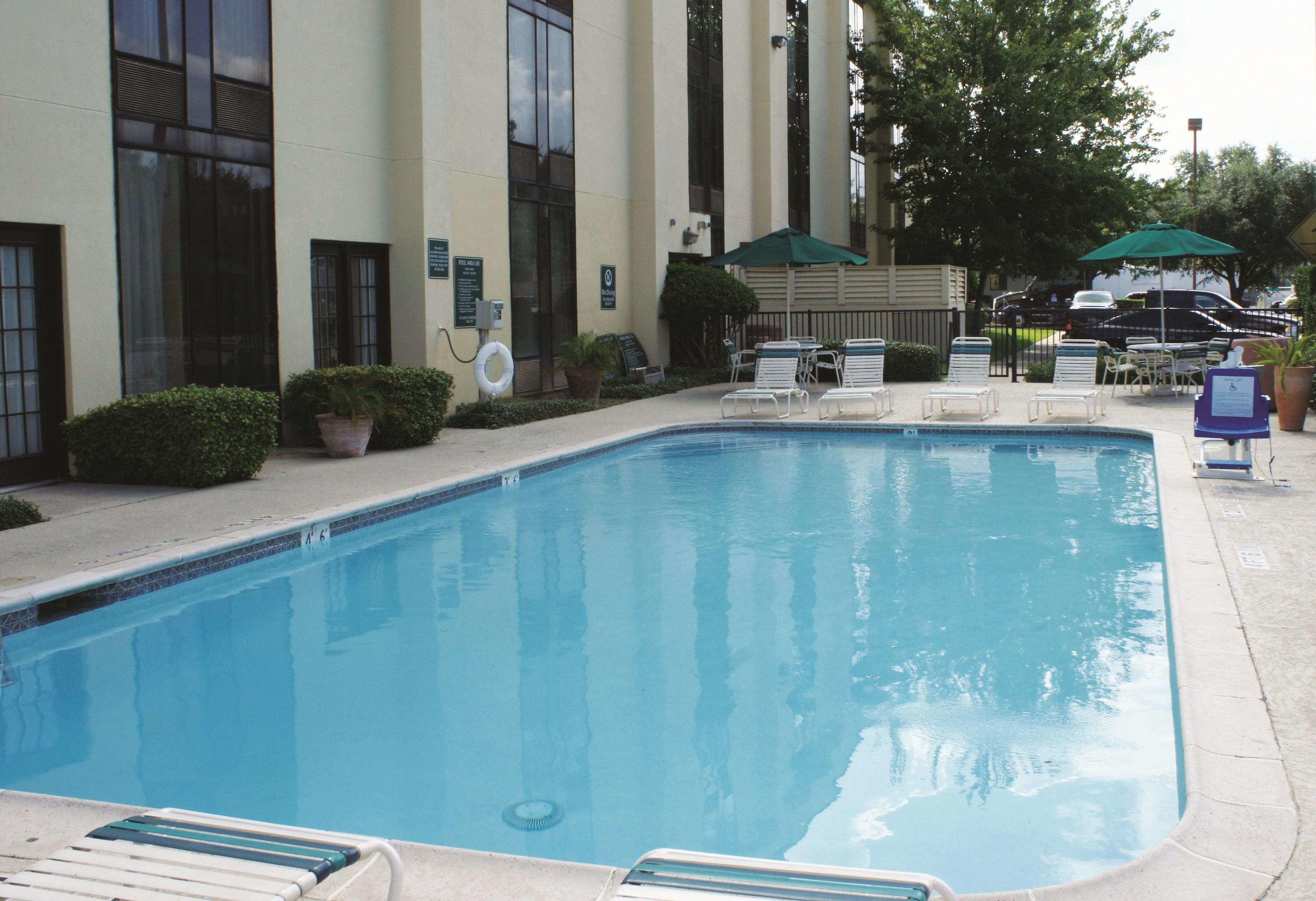 La Quinta Inn & Suites Houston Stafford Sugarland — photo 4