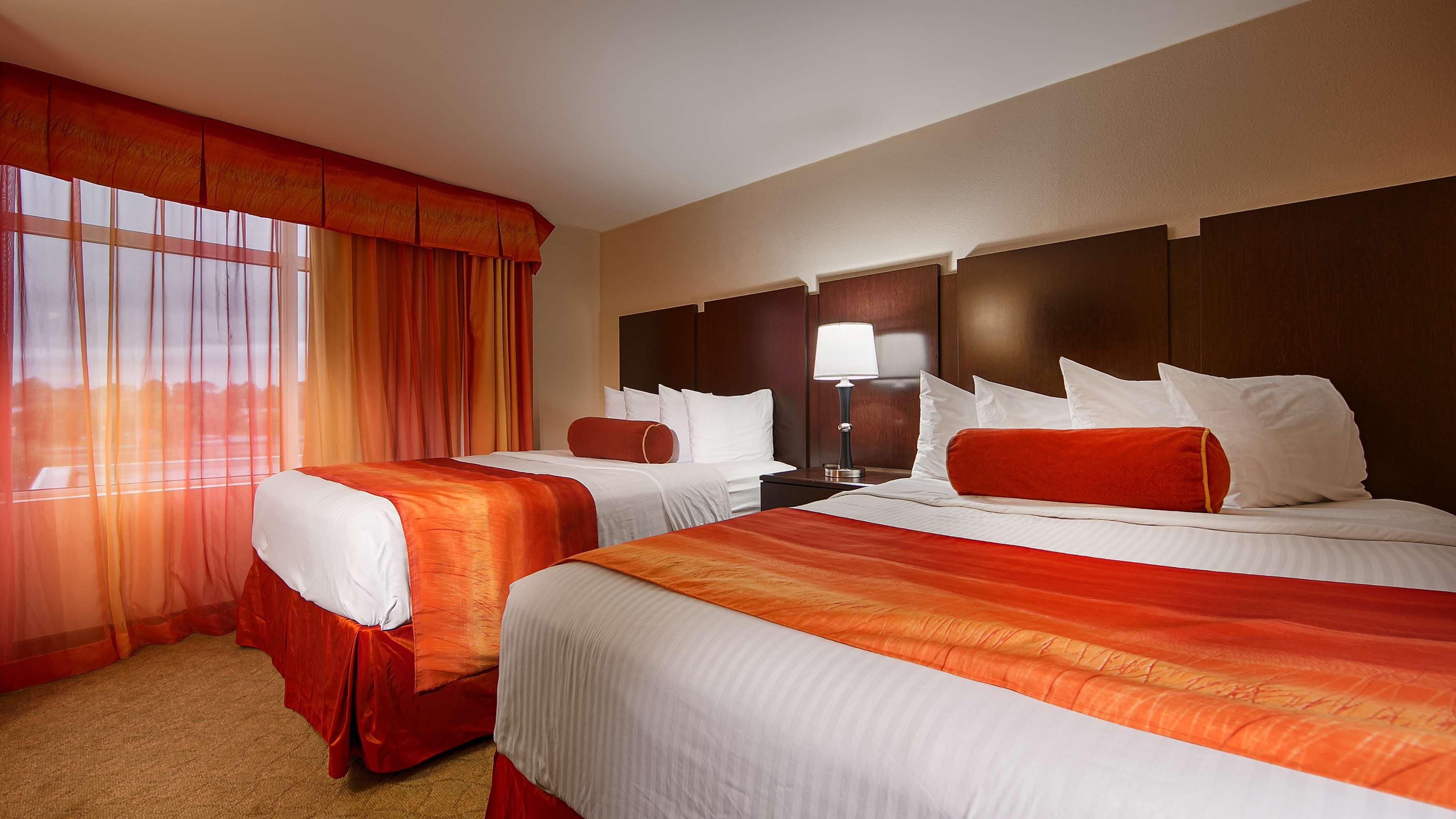 Best Western Plus Cecil Field Inn & Suites — photo 5