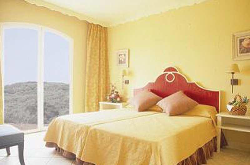 Grupotel Macarella Suites & Spa — photo 4