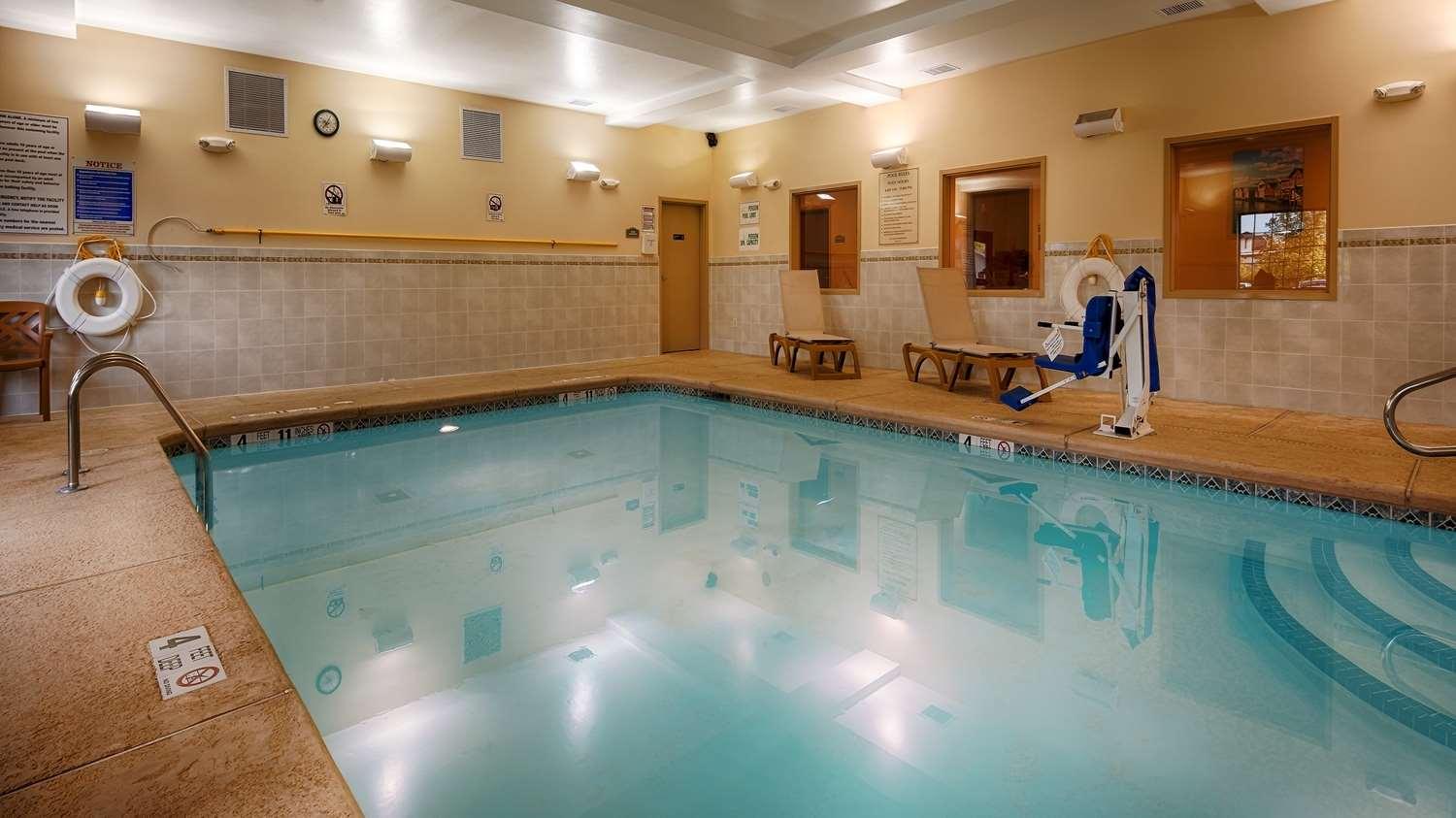 Best Western Plus Victor Inn & Suites — photo 3