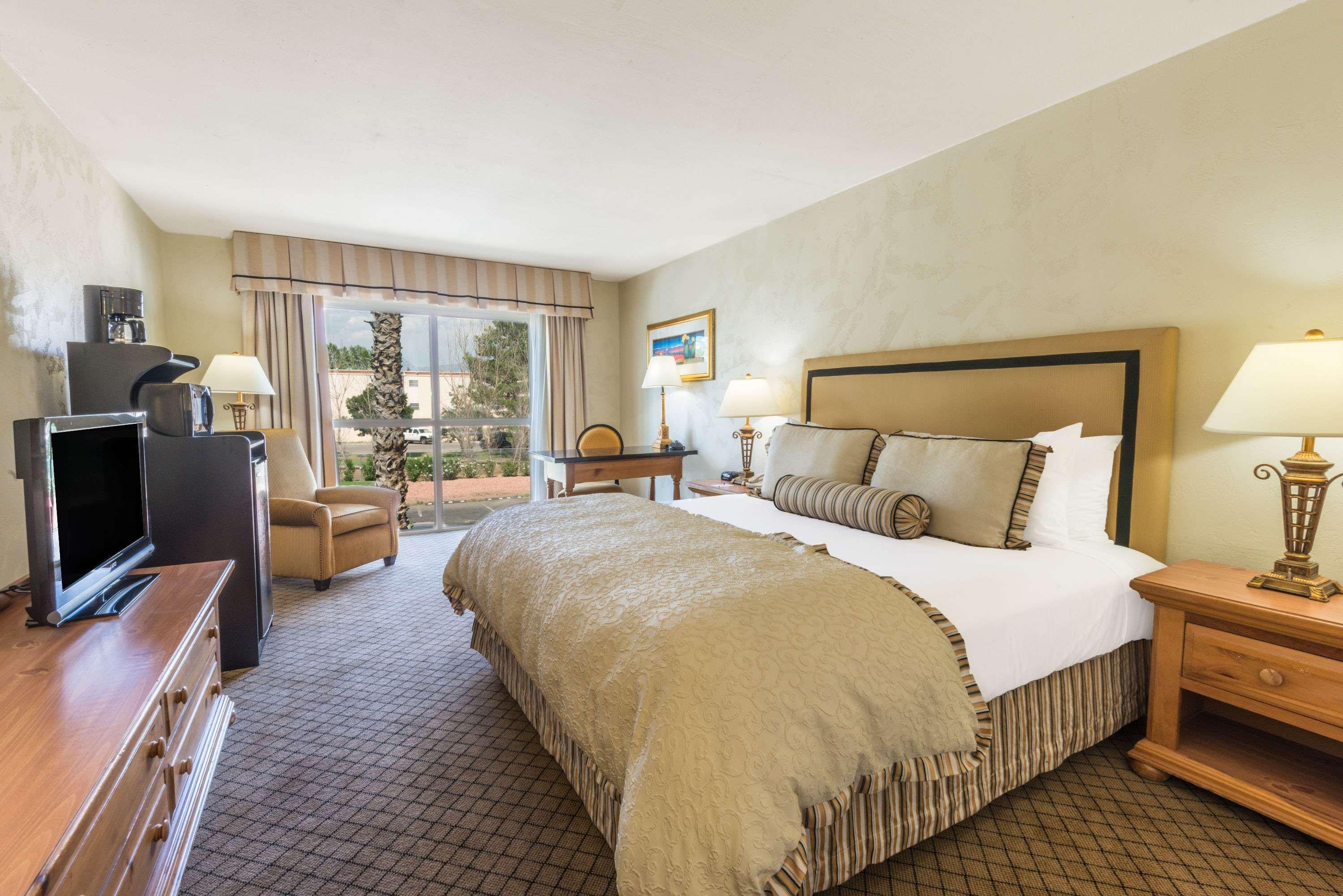 Ramada Las Cruces Hotel and Conference Center — photo 5