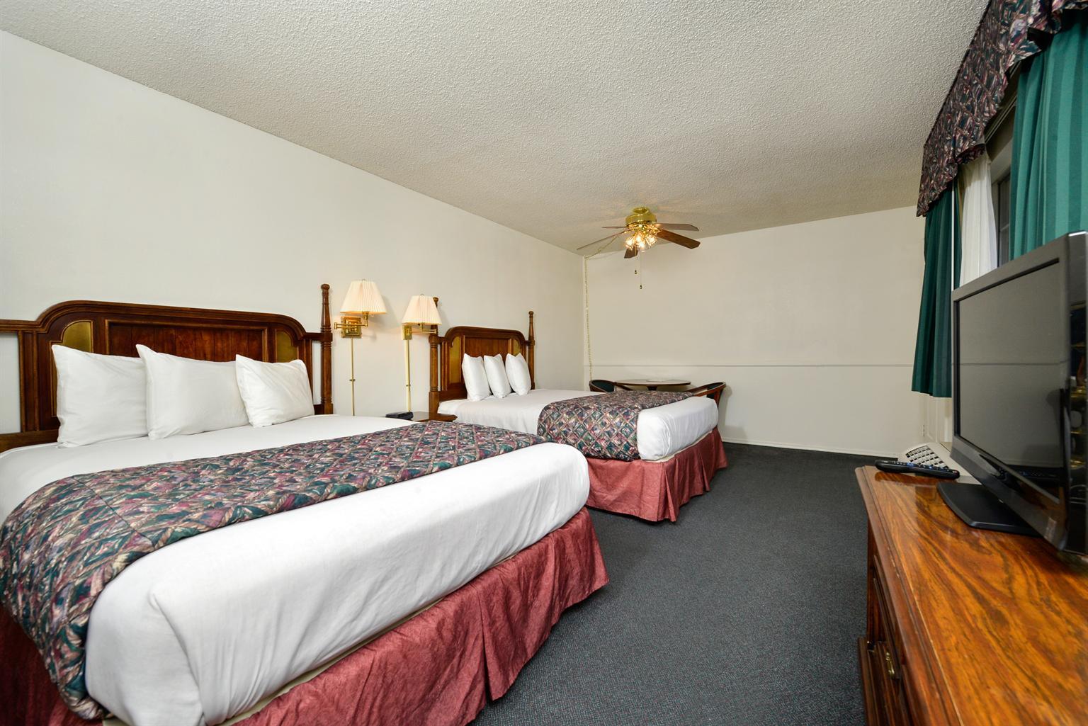 Americas Best Value Inn & Suites - Lancaster — photo 5