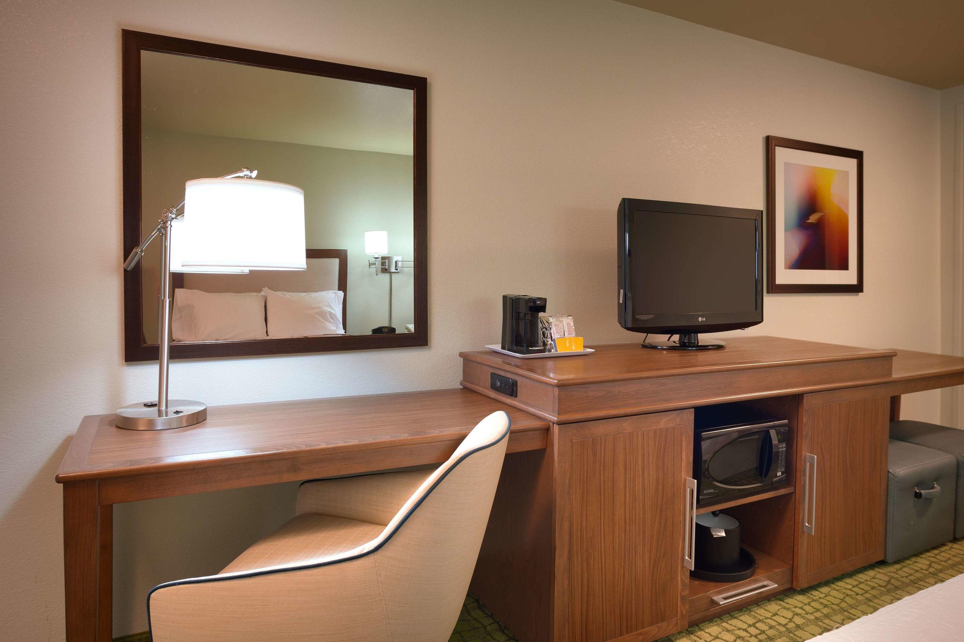 Hampton Inn Irvine East - Lake Forest — photo 5