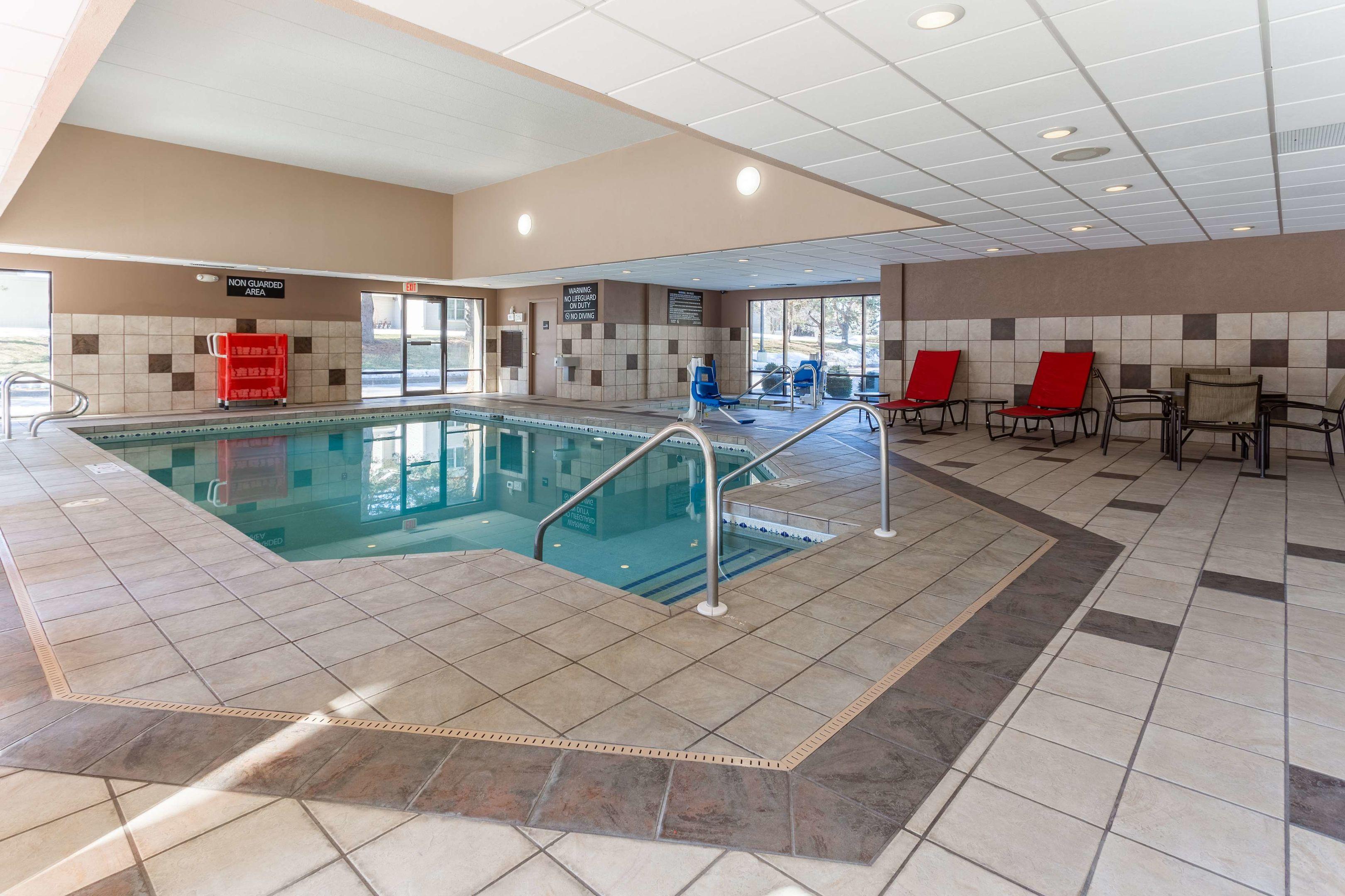 Hampton Inn Madison East Towne Mall Area — photo 5