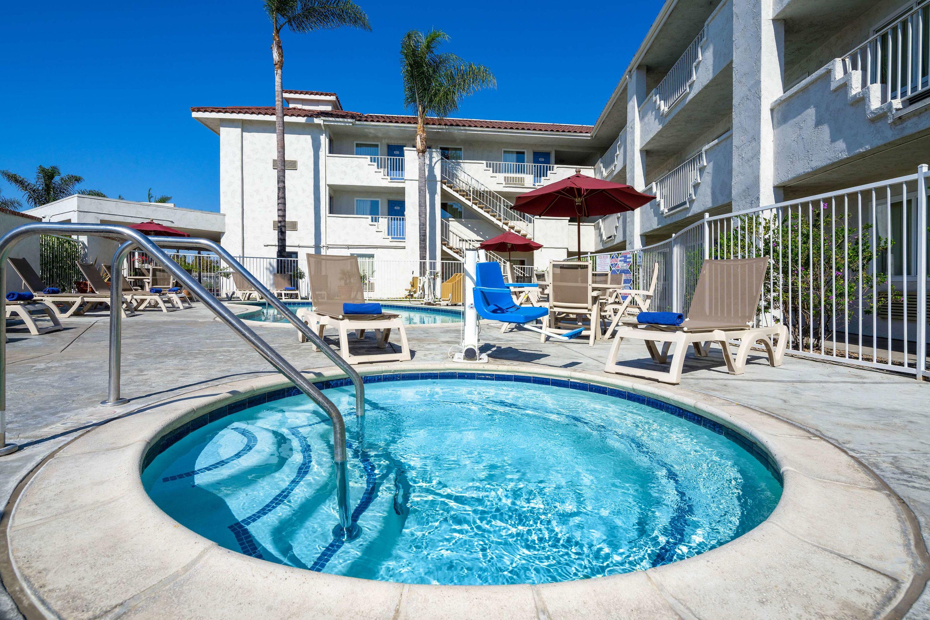 Motel 6 Ventura South — photo 3