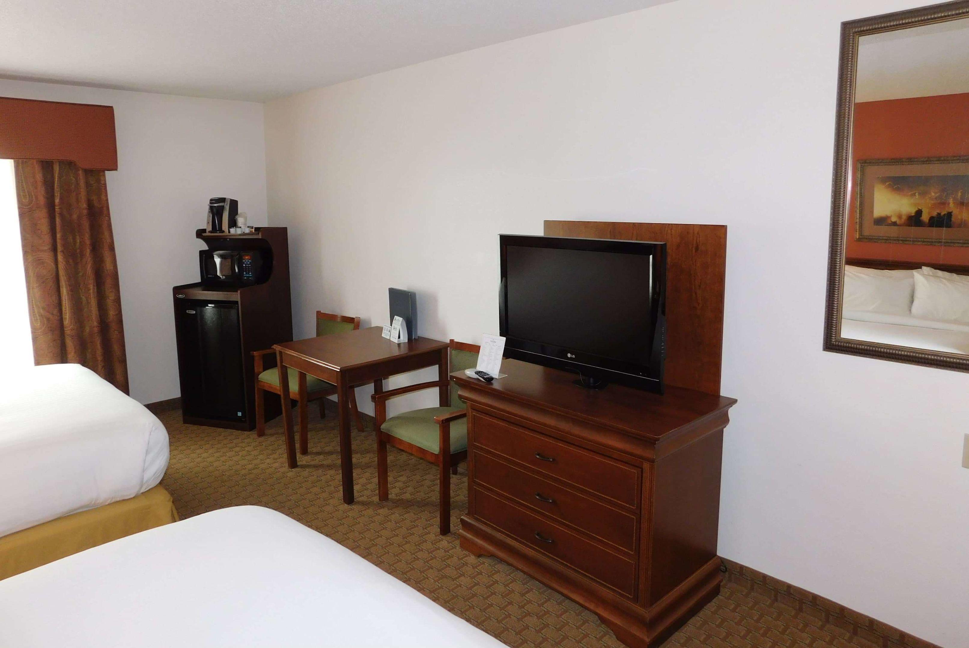 AmericInn by Wyndham Ogallala — photo 4