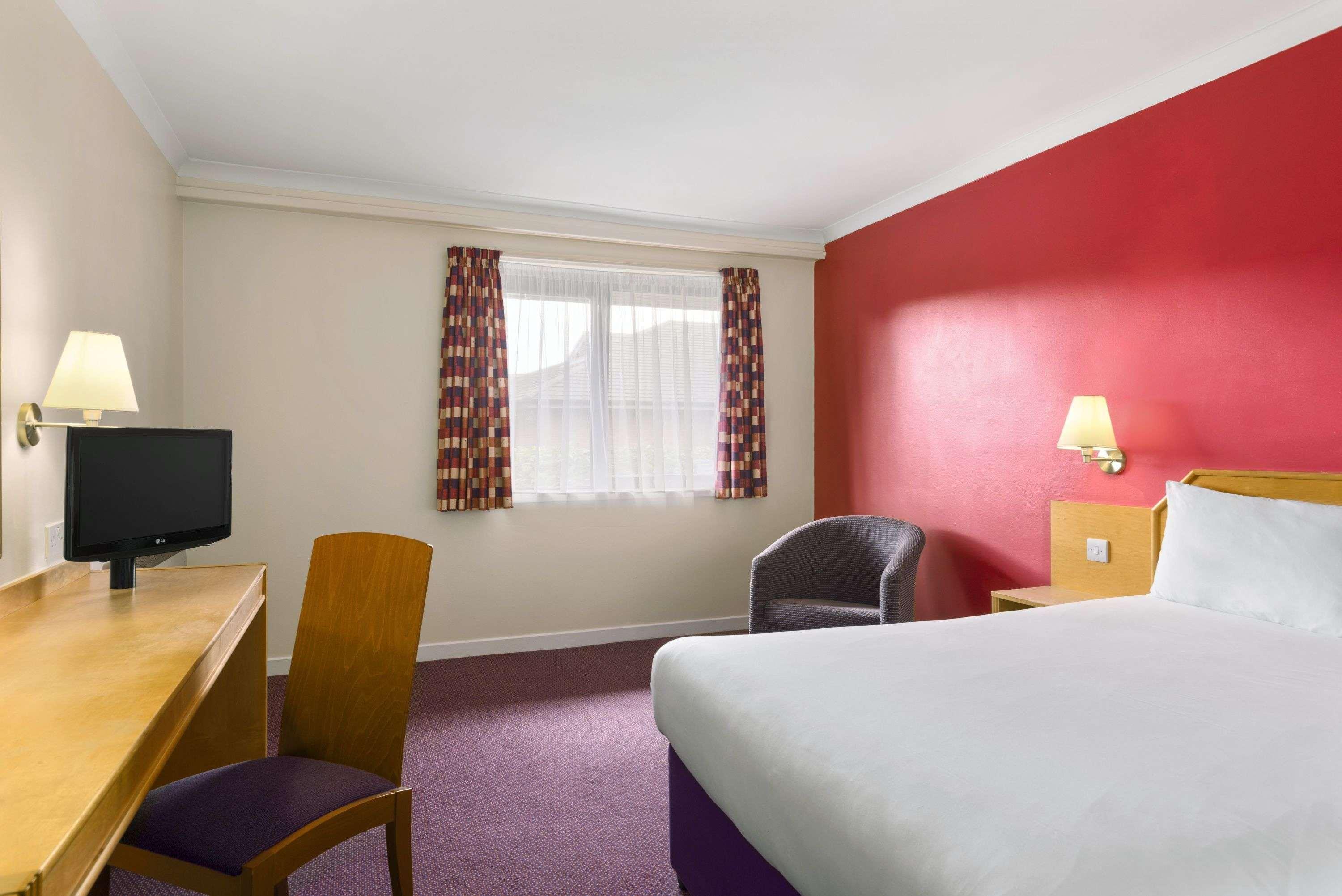Days Inn Hamilton — photo 5