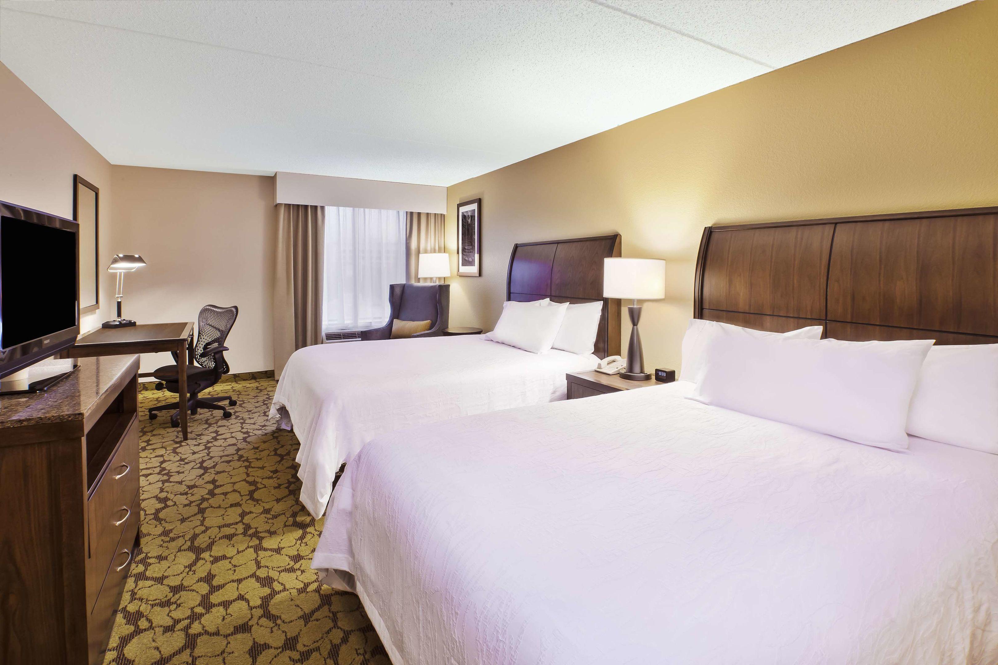 Hilton Garden Inn Cleveland Downtown — photo 4